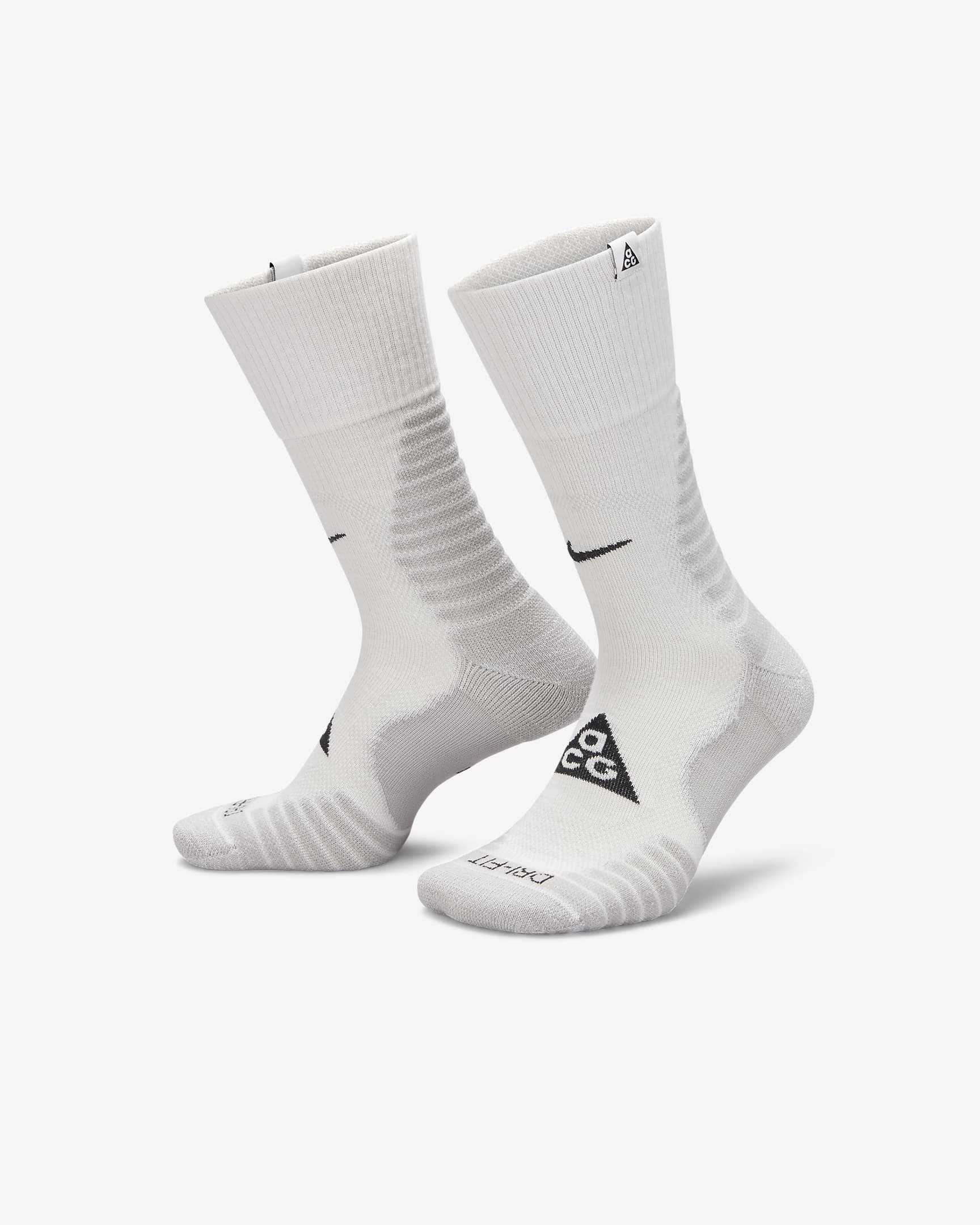 Nike ACG 户外舒适速干中筒运动袜（1 双） - 山峰白/浅烟灰