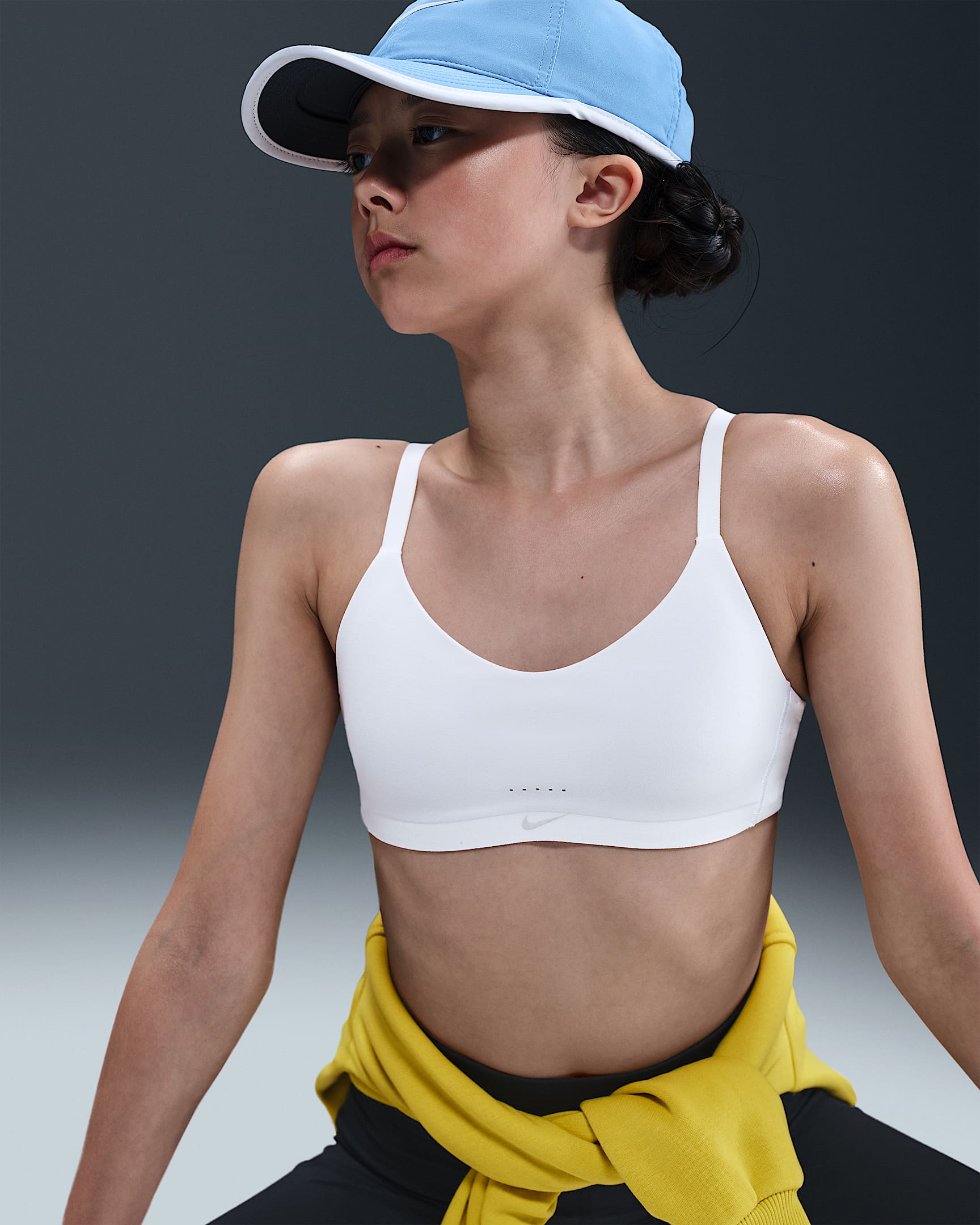 Nike Alate 大童(女孩)速干运动内衣 - 白色/浅烟灰