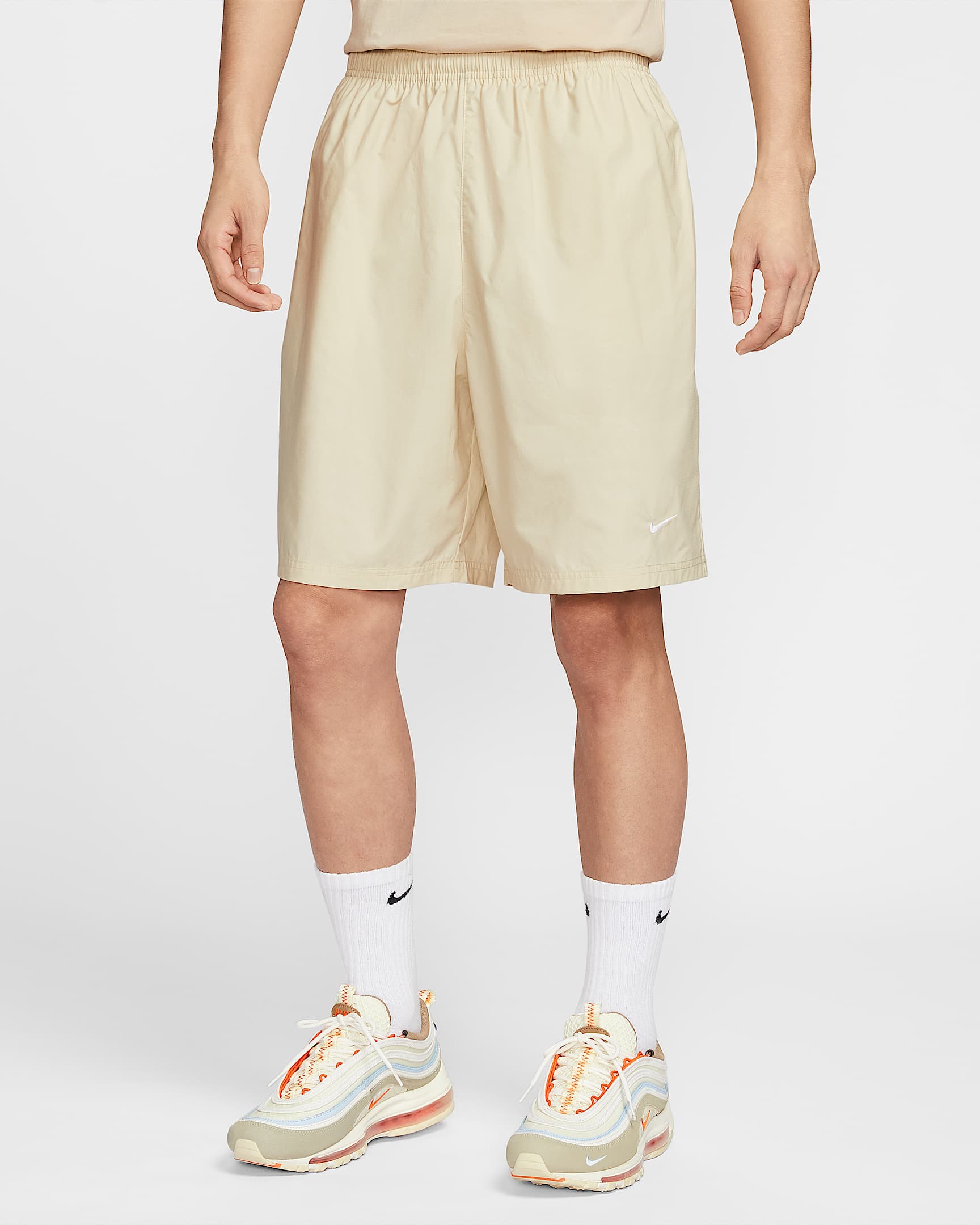 Nike Sportswear 男子梭织短裤 - 浅卡其