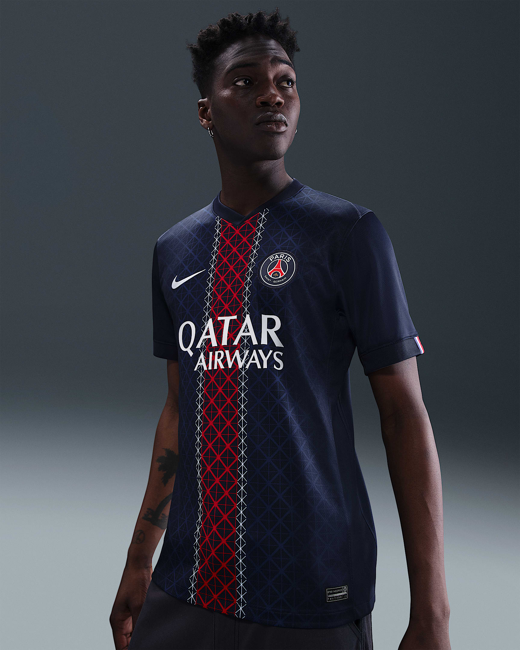 2025/26 赛季巴黎圣日耳曼主场球迷版 Nike Dri-FIT 男子速干足球球衣 - 深藏青/深藏青/白色