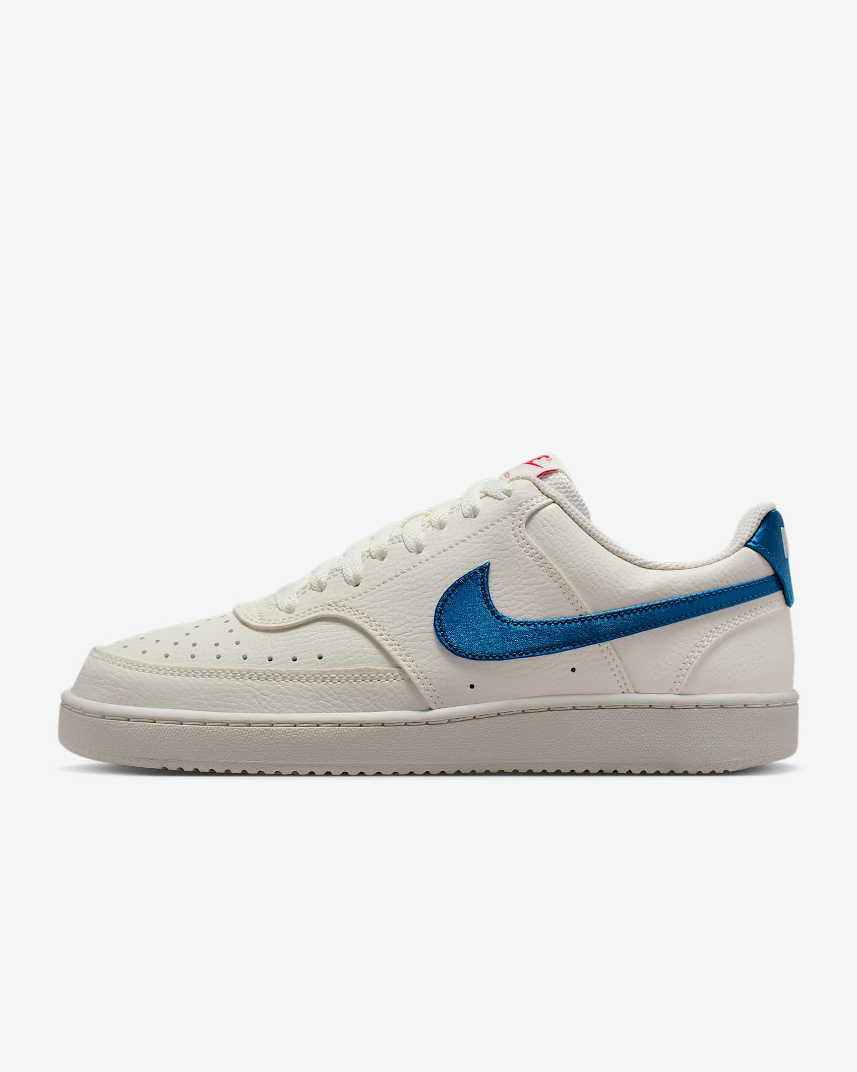 Nike Court Vision Low 女子运动鞋 - 帆白/大学红/浅骨色/工业蓝