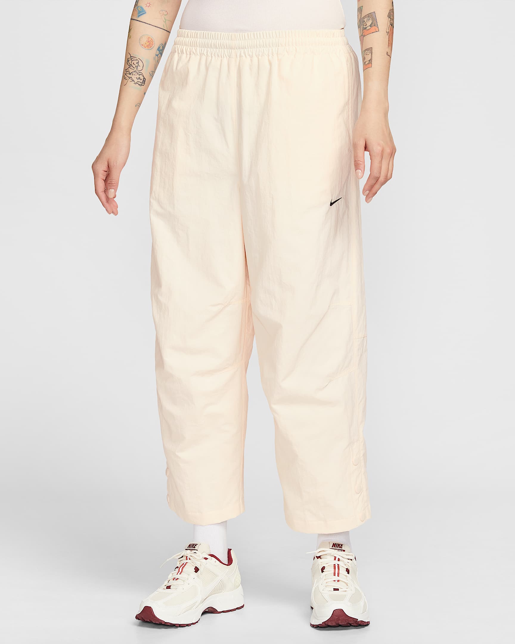 Nike Sportswear 女子 Oversize 风高腰梭织中长裤 - 粉白/黑