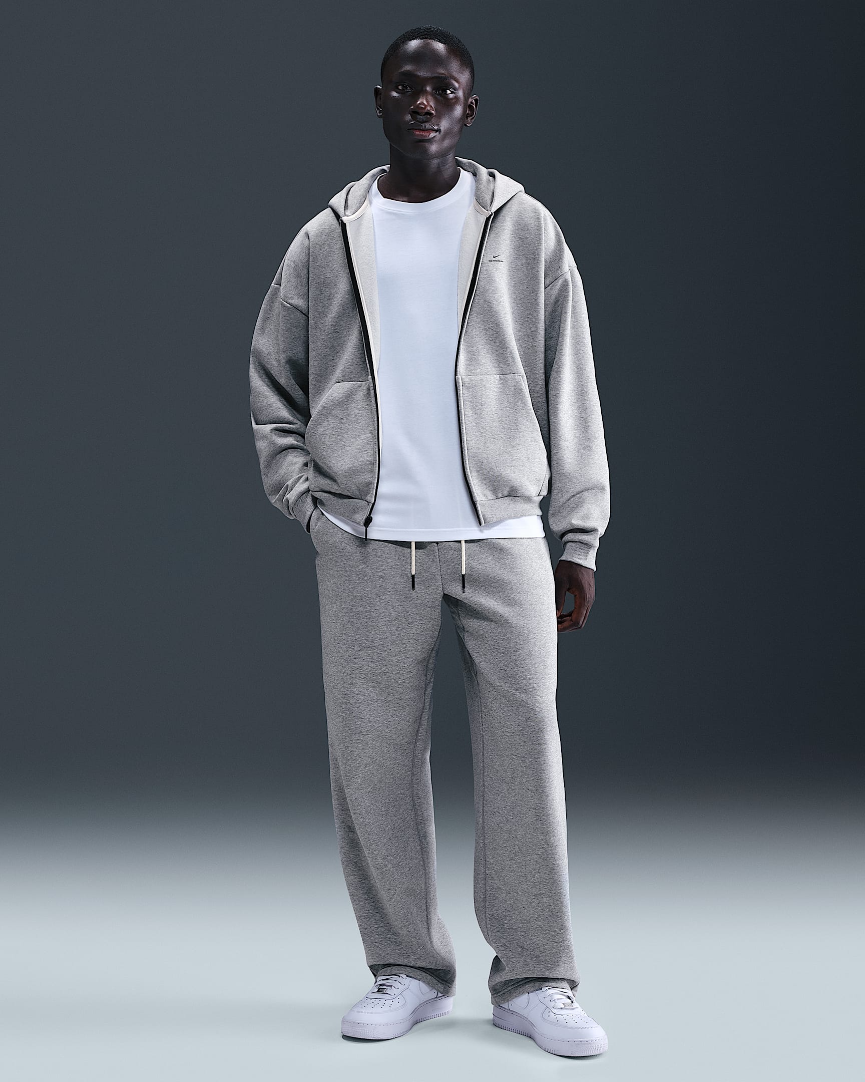 Nike Standard Issue Therma-FIT 耐克篮球小标系列男子加绒直筒篮球长裤 - 调色暗灰/黑