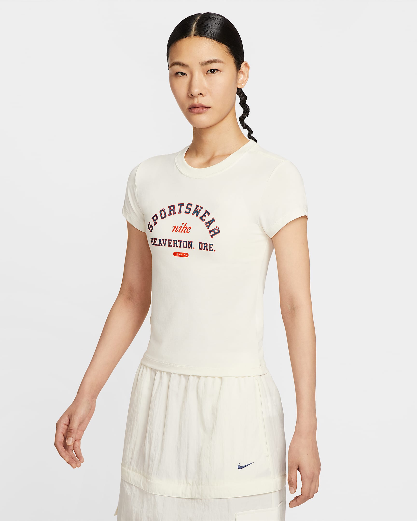 Nike Sportswear Phoenix 女子修身版型短袖T恤 - 淡象牙白