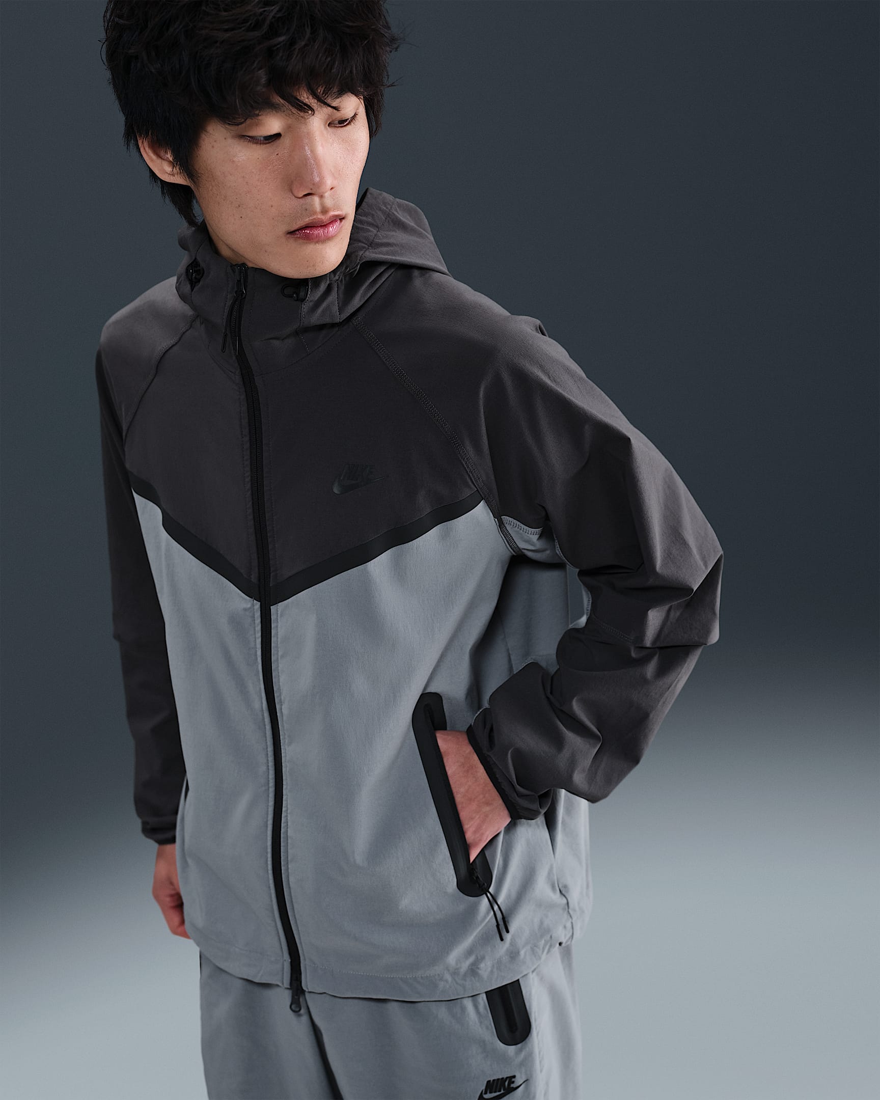 Nike Tech Windrunner 风行者系列男子梭织全长拉链开襟夹克防晒衣 - 冷灰/煤黑/黑