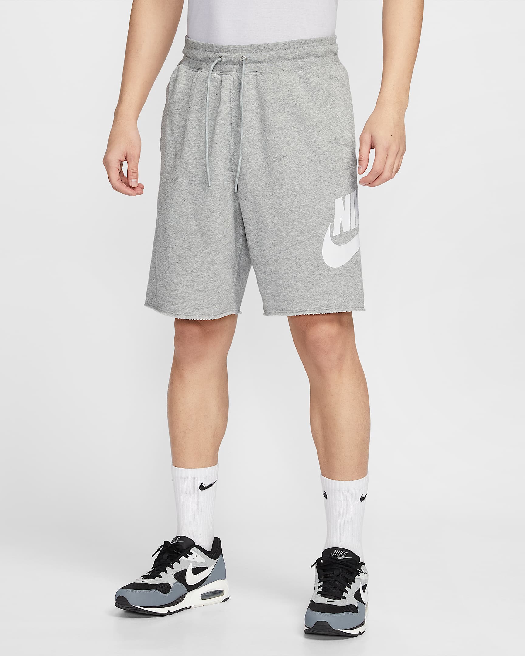 Nike Club 男子学院风法式毛圈短裤 - 调色暗灰/浅烟灰/白色