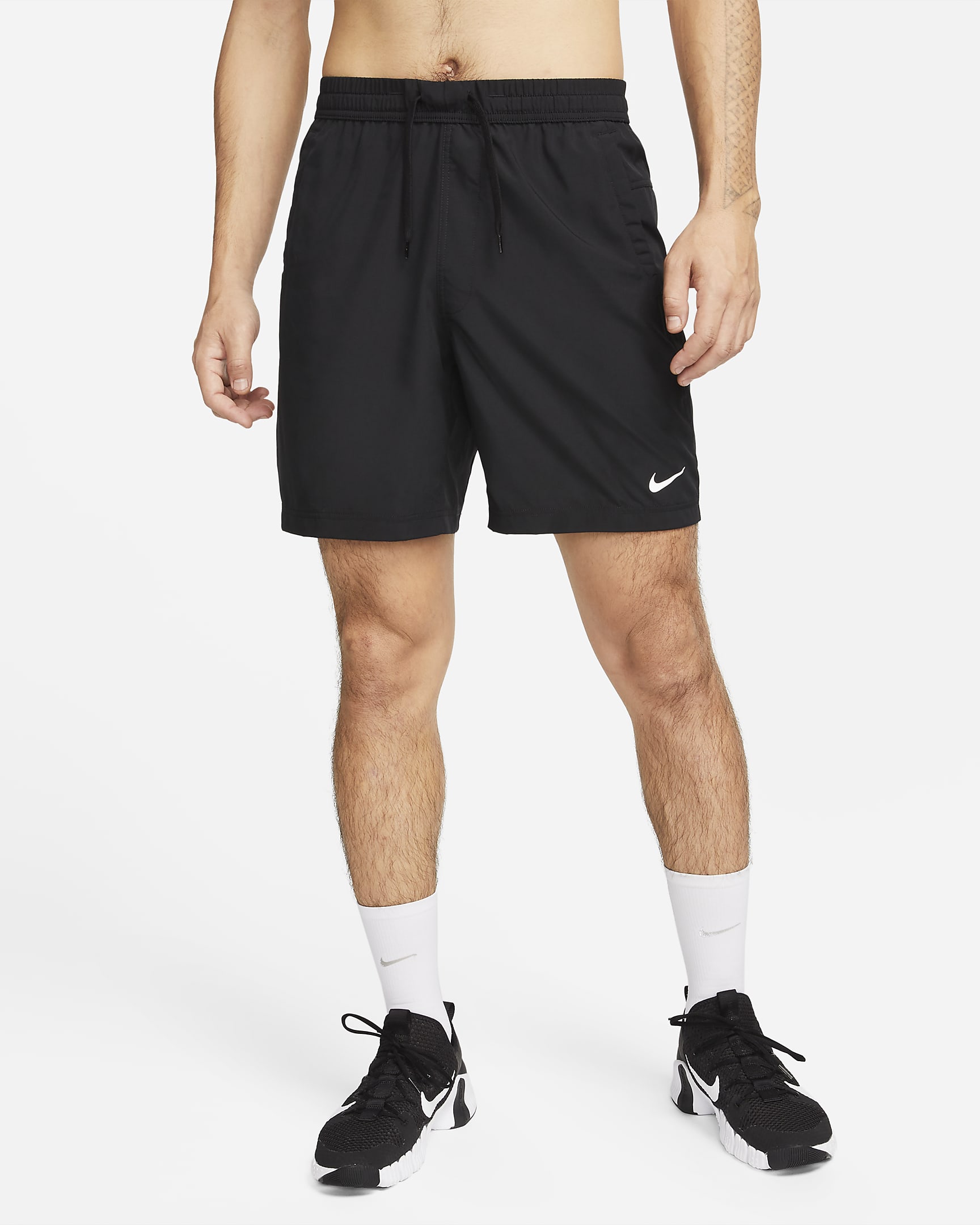 Nike Dri-FIT Form 男子速干百搭短裤(无衬裤) - 黑/白色