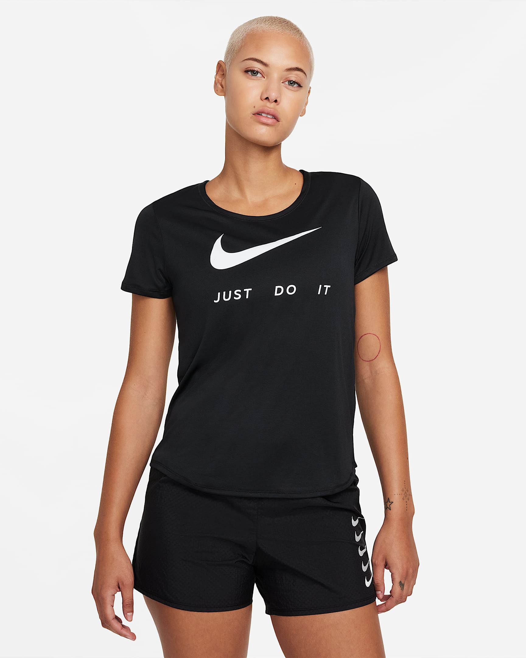 Nike 女子短袖跑步上衣 - 黑/白色