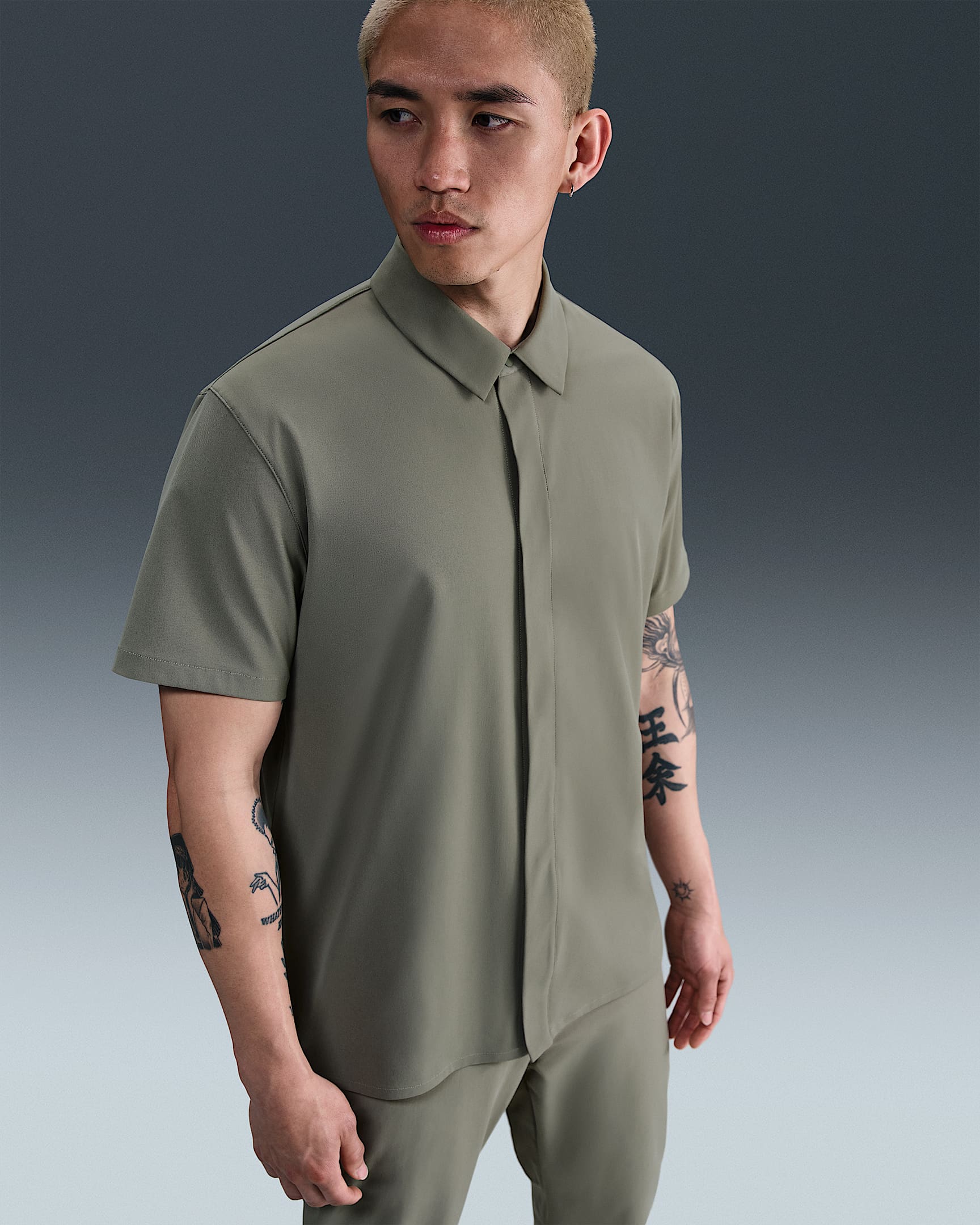 Nike 24.7 PerfectStretch Dri-FIT 男子防晒速干短袖按扣上衣 - 浅军绿/钢绿
