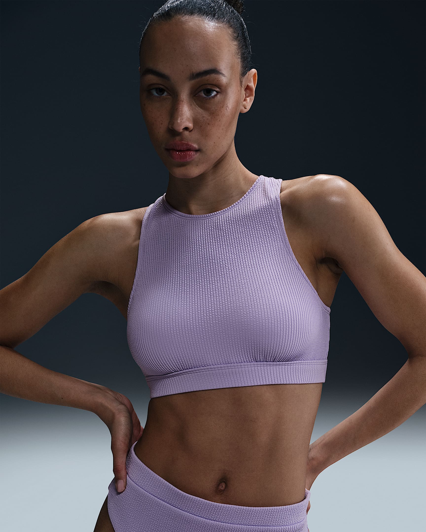 Nike Swim Elevated Essential 女子高领口比基尼上衣 - 绣球花紫/白色