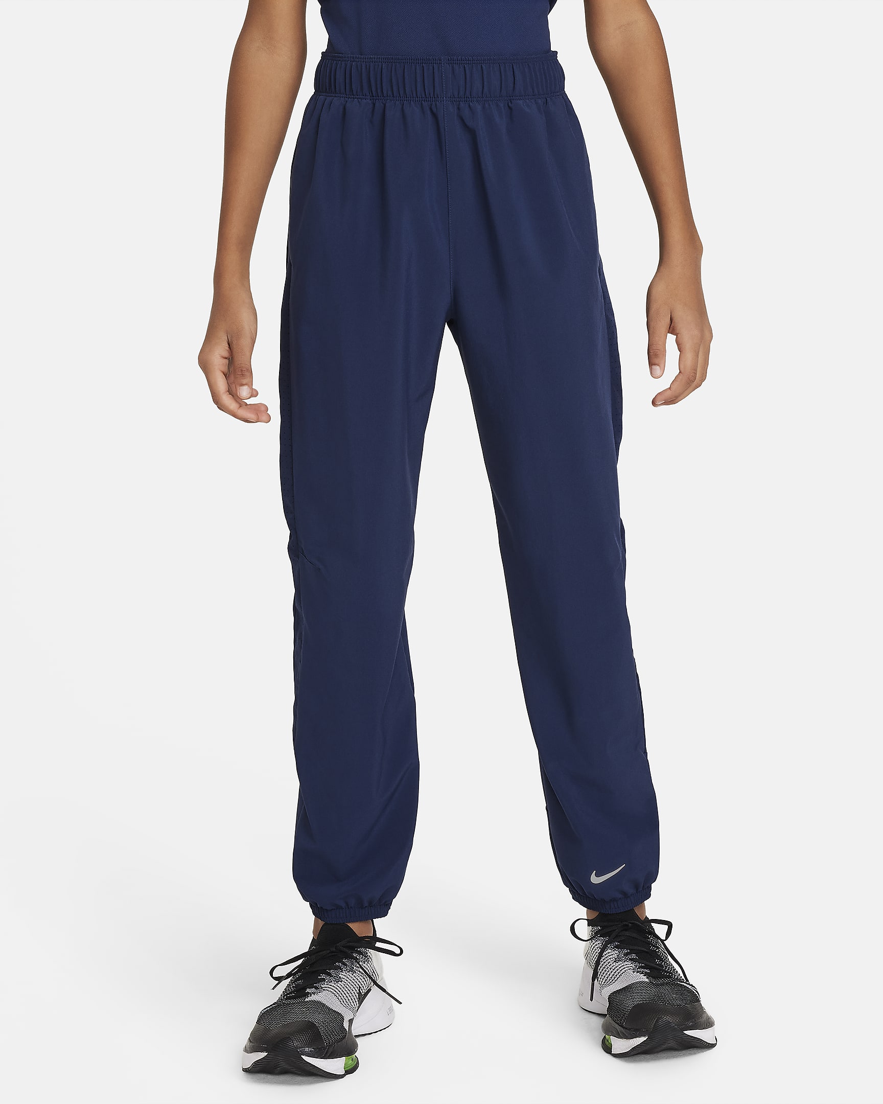 Nike Dri-FIT Multi 大童(男孩)速干舒爽长裤 - 深藏青/黑