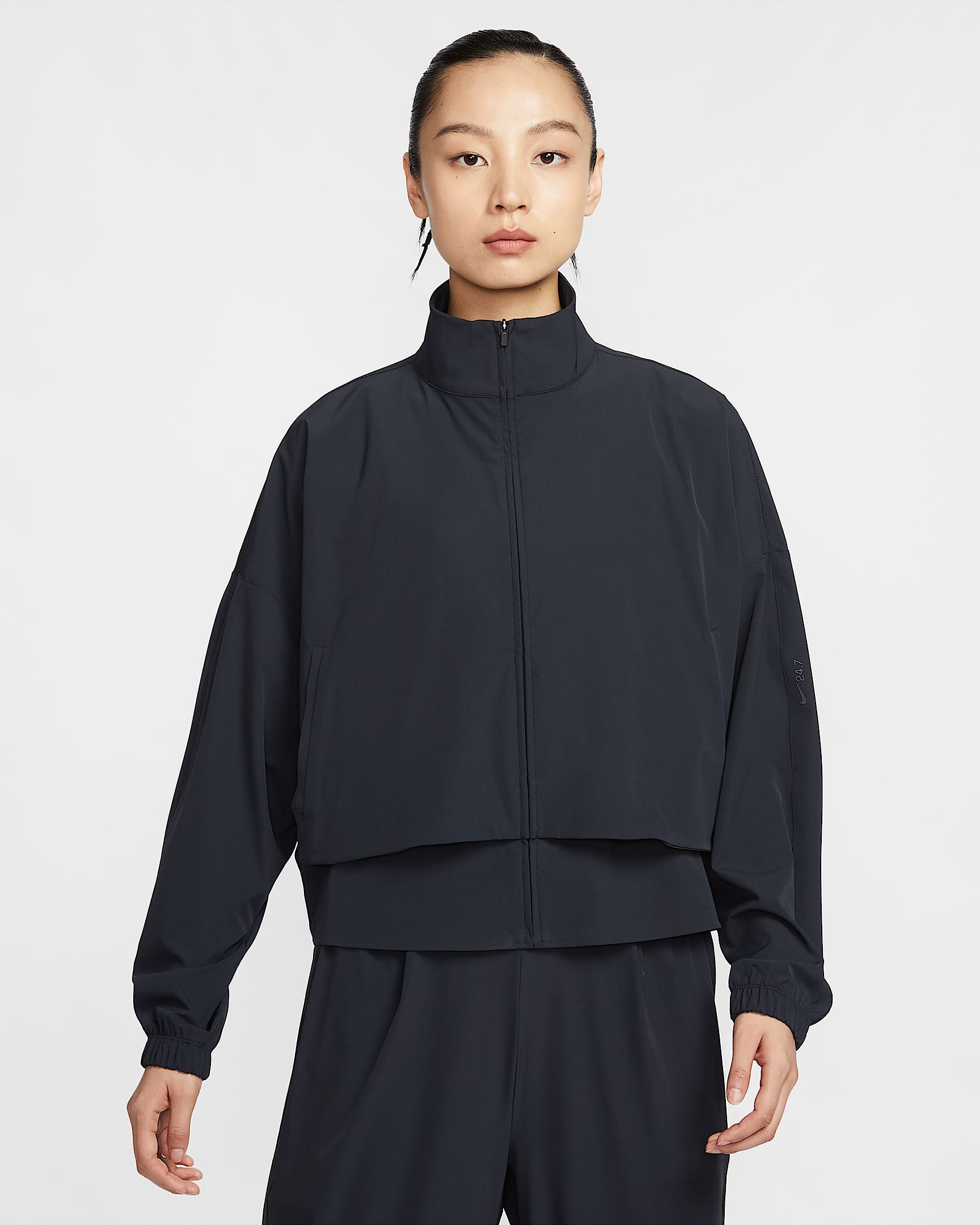 Nike 24.7 PerfectStretch Dri-FIT 女子 Oversize 风速干全长拉链开襟夹克 - 黑/暗烟灰