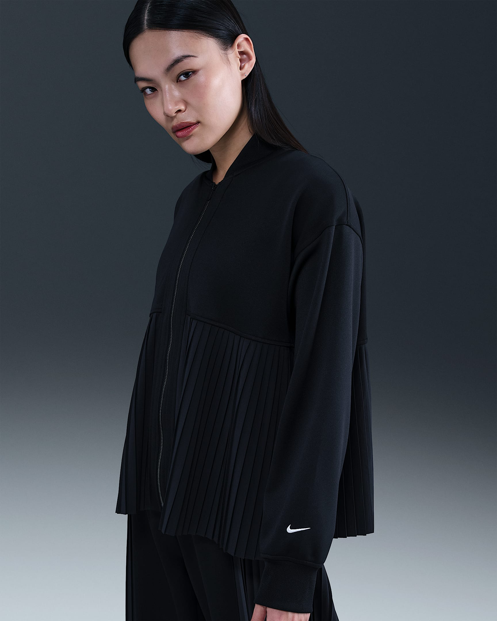 Nike Sportswear 女子褶裥拼接夹克 - 黑/帆白