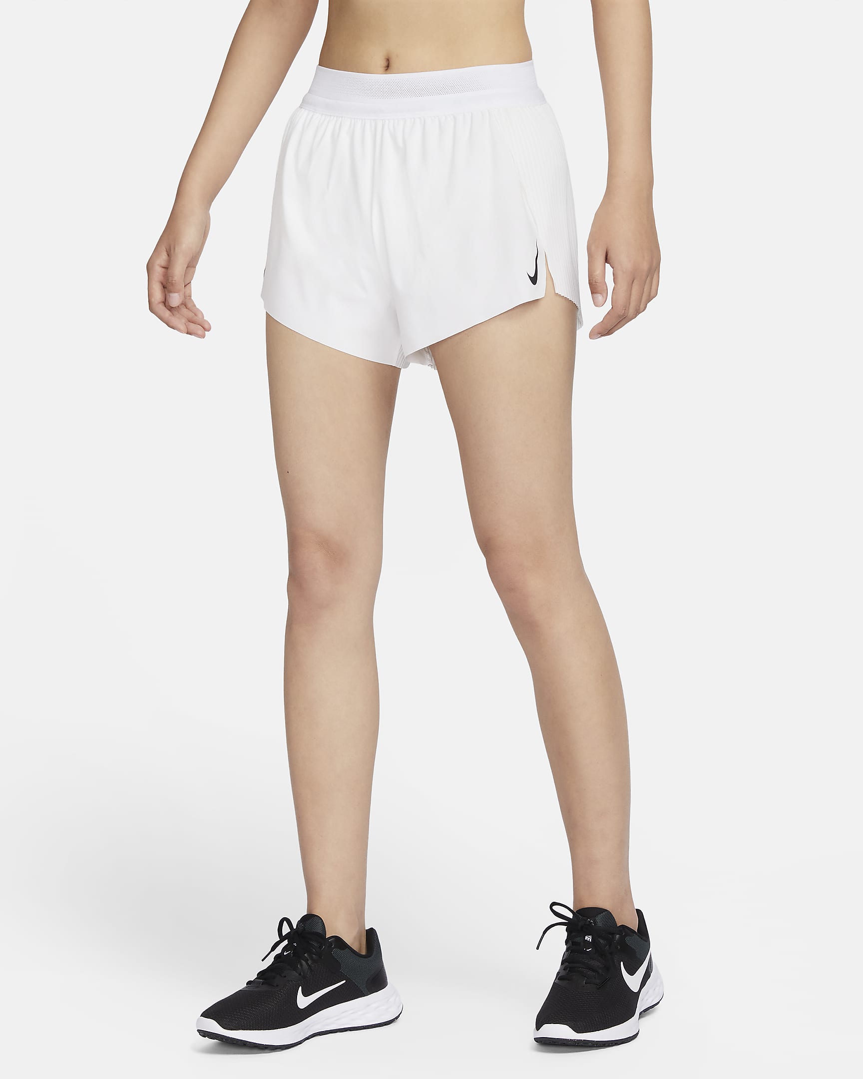 Nike AeroSwift Dri-FIT ADV 女子速干中腰跑步短裤 含衬里 - 白色/黑
