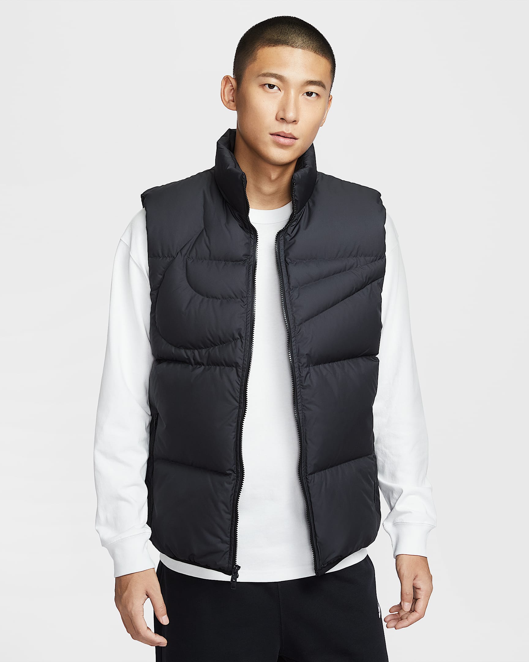 Nike Sportswear Club Therma-FIT 男子拒水宽松羽绒马甲 - 黑/黑