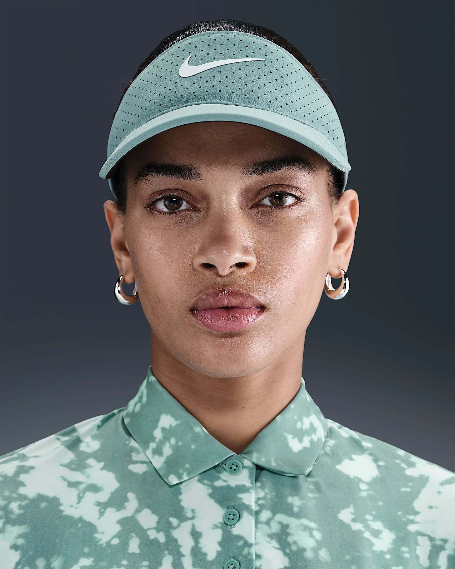 Nike Dri-FIT ADV Ace 速干网球遮阳帽 - 大炮灰/煤黑/白色