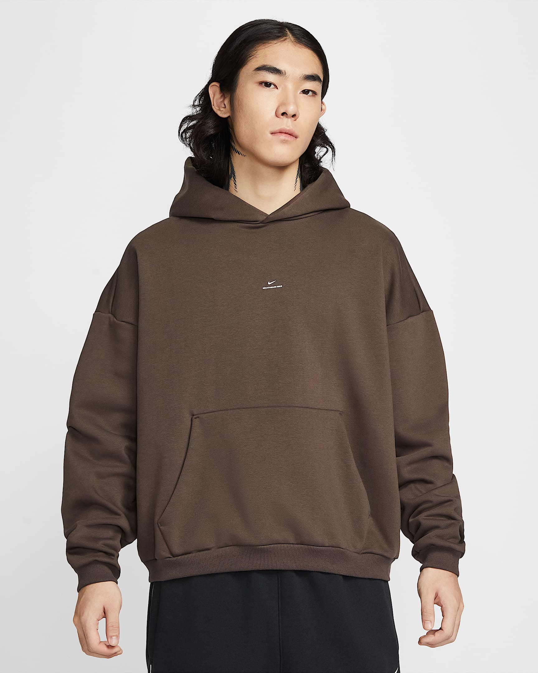 Nike Standard Issue Therma-FIT 男子加绒篮球套头连帽衫 - 巴洛克棕/淡象牙白