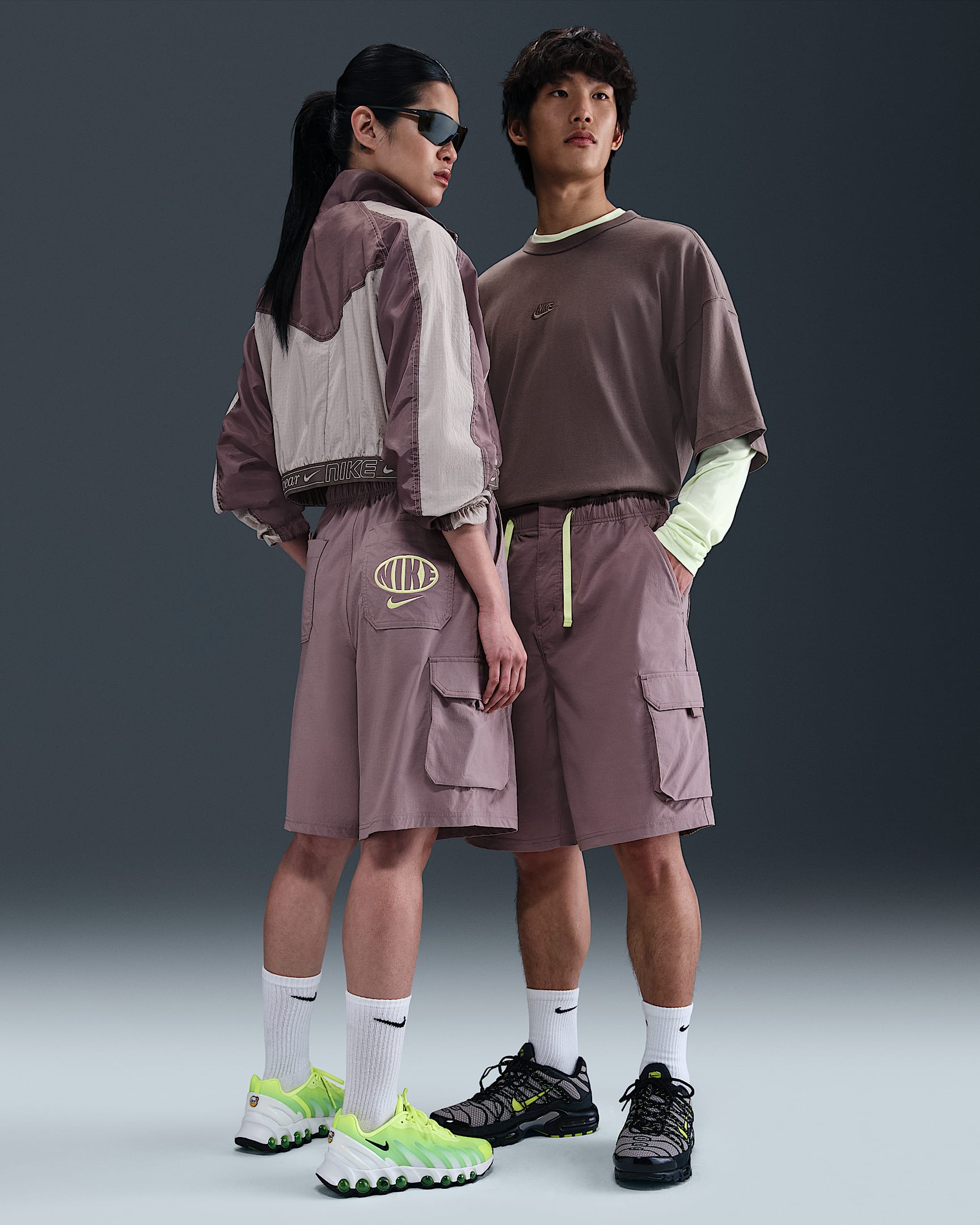 Nike Sportswear Kearny Dri-FIT 男子速干工装滑板短裤 - 褐灰/浅柠檬黄/浅柠檬黄