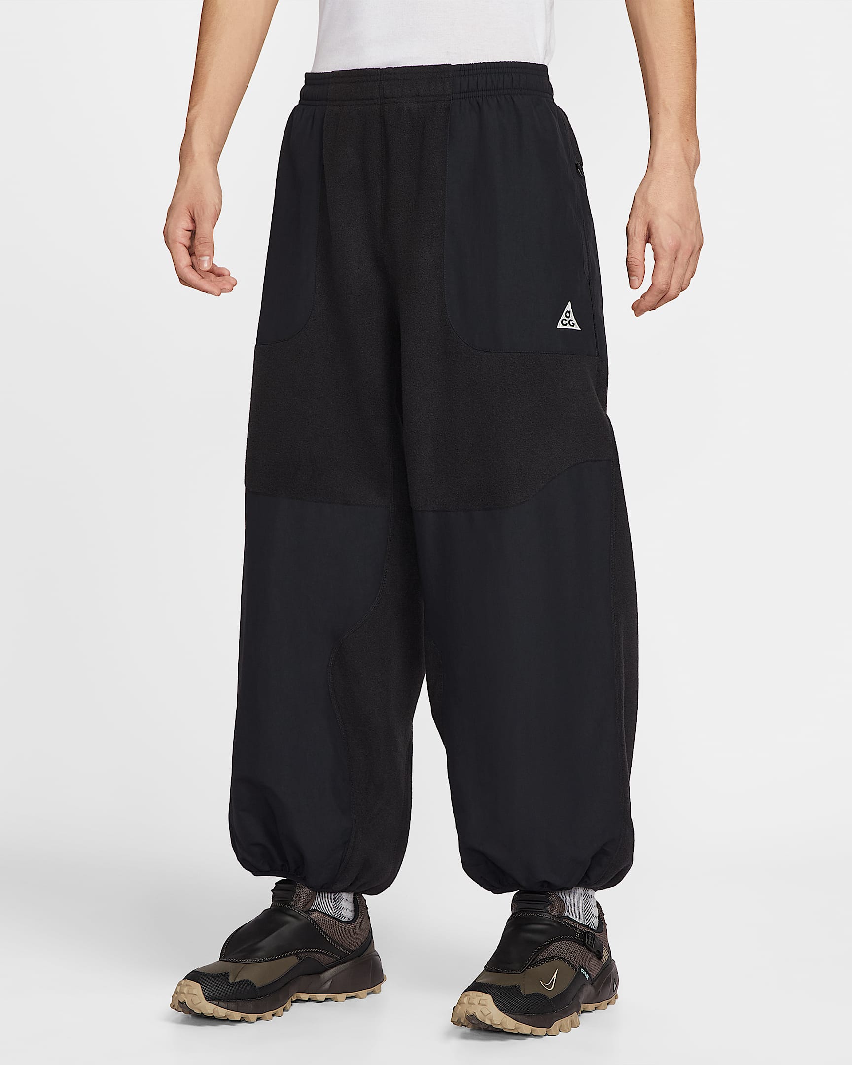 Nike ACG "Wolf Tree" Plus 男子宽松摇粒绒长裤 - 黑/黑/山峰白