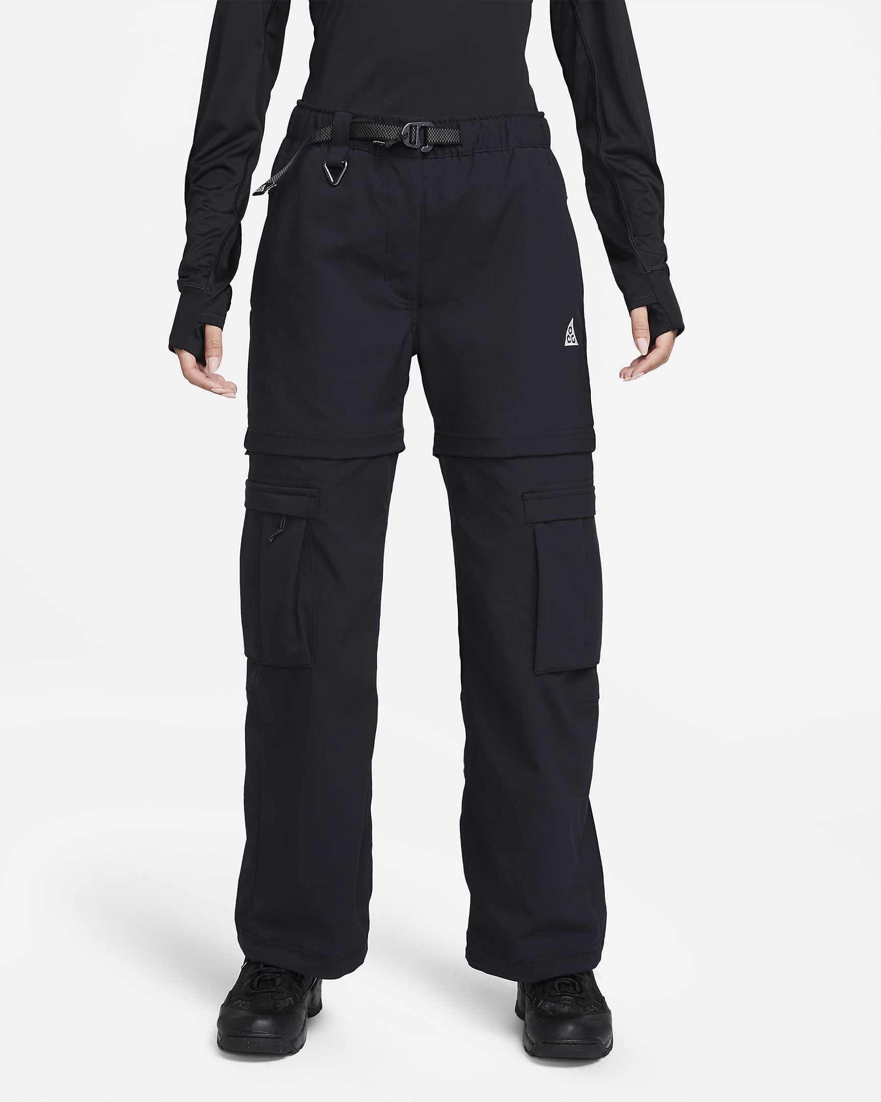 Nike ACG "Smith Summit" 户外巴恩风女子可拆式拉链拒水长裤二合一 - 黑/山峰白