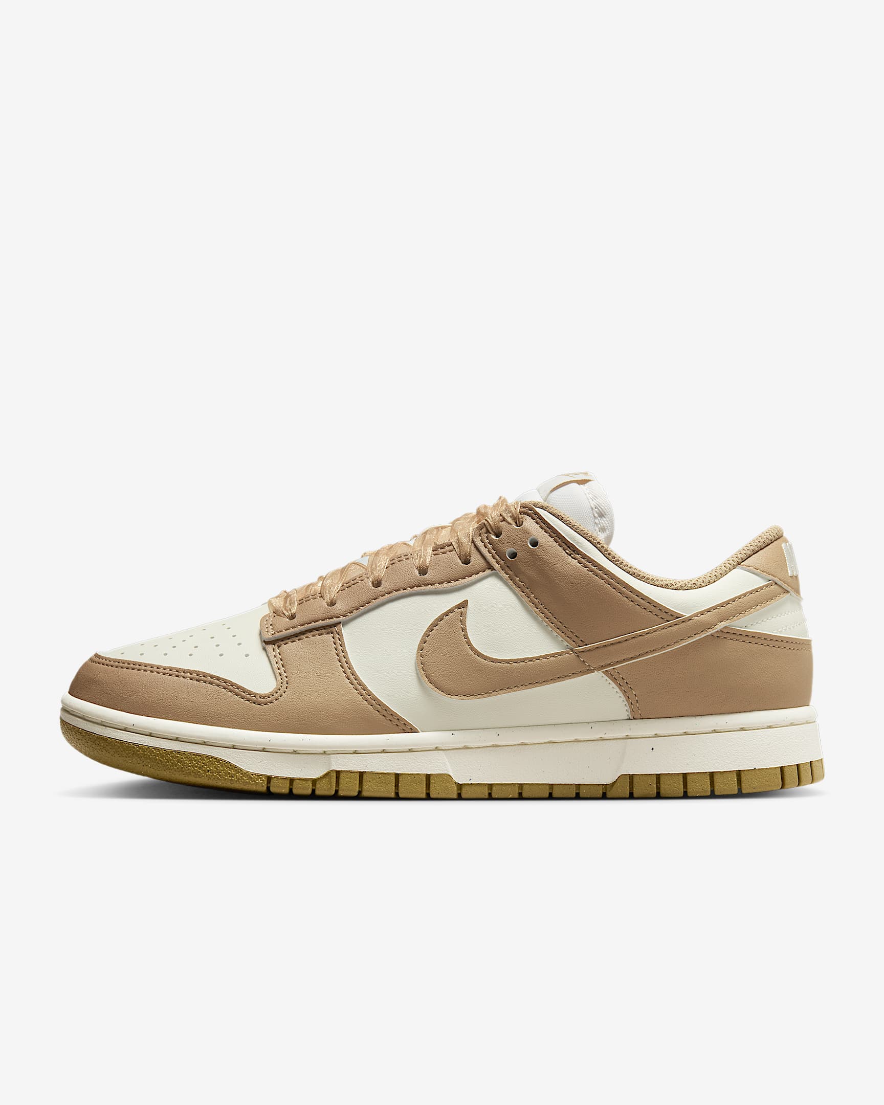 Nike Dunk Low Next Nature 女子运动鞋 - 帆白/杏茶色