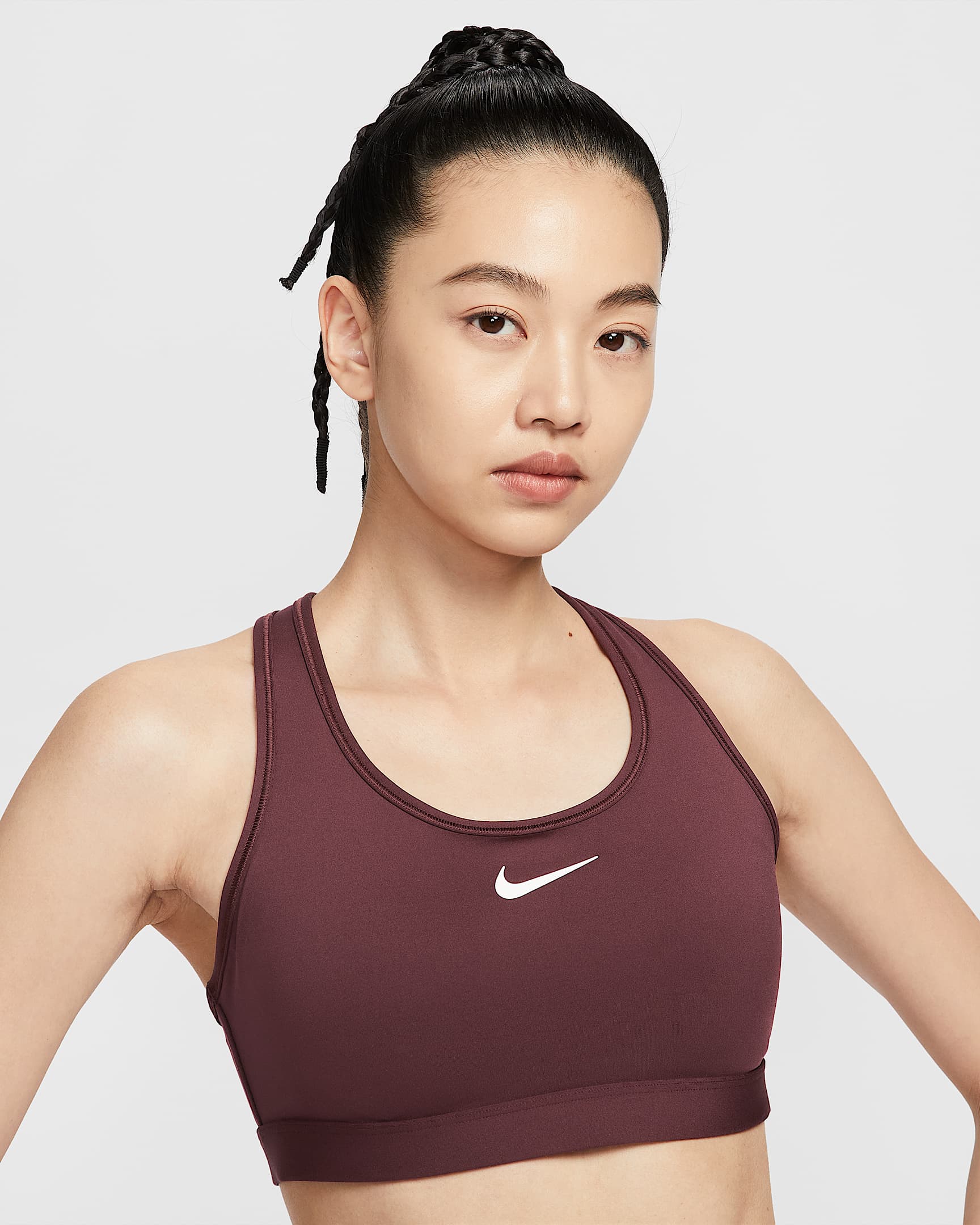 Nike Swoosh 郑钦文同款女子中强度支撑速干衬垫运动内衣 - 鲜亮勃艮第酒红/白色