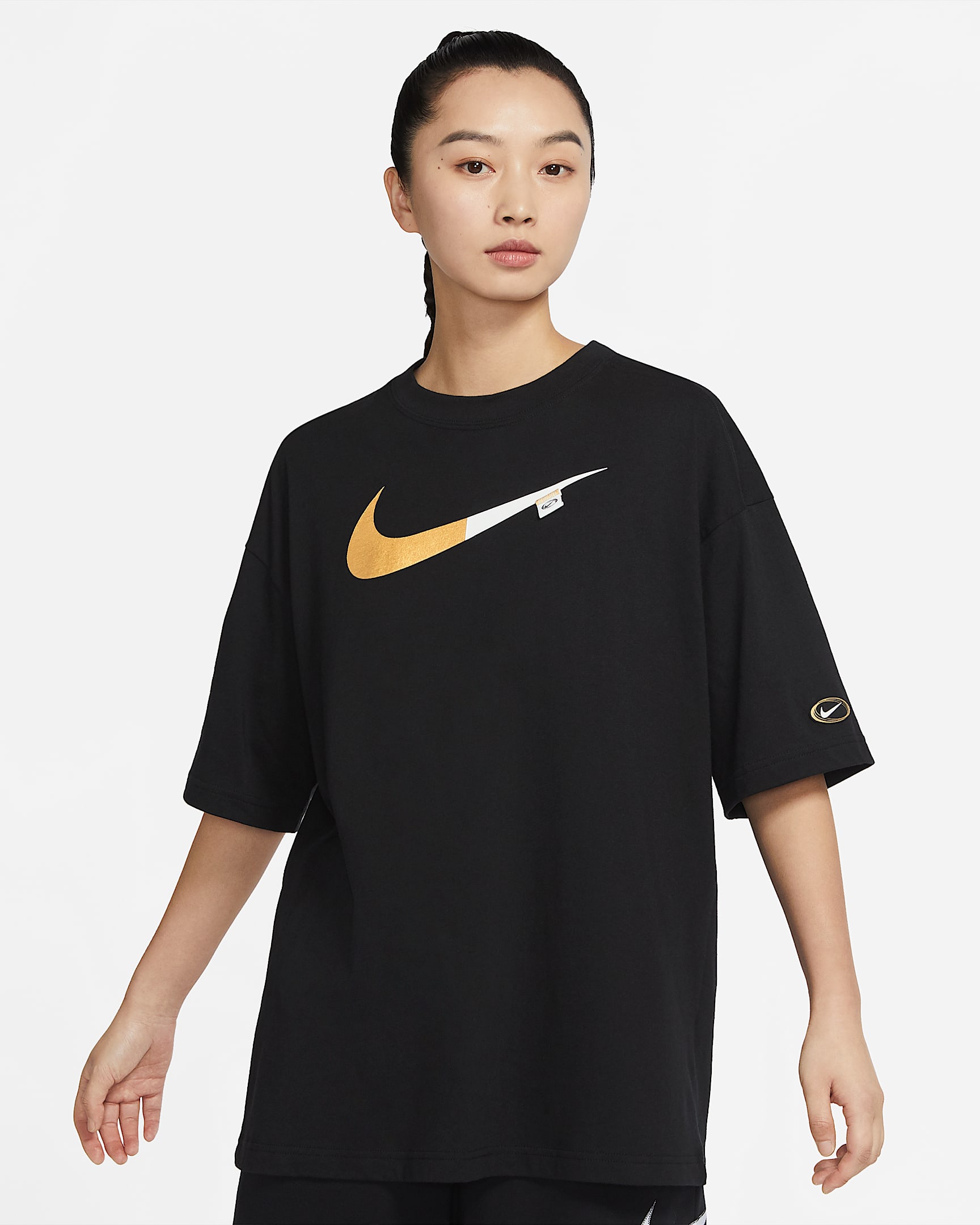 Nike Sportswear 女子T恤 - 黑