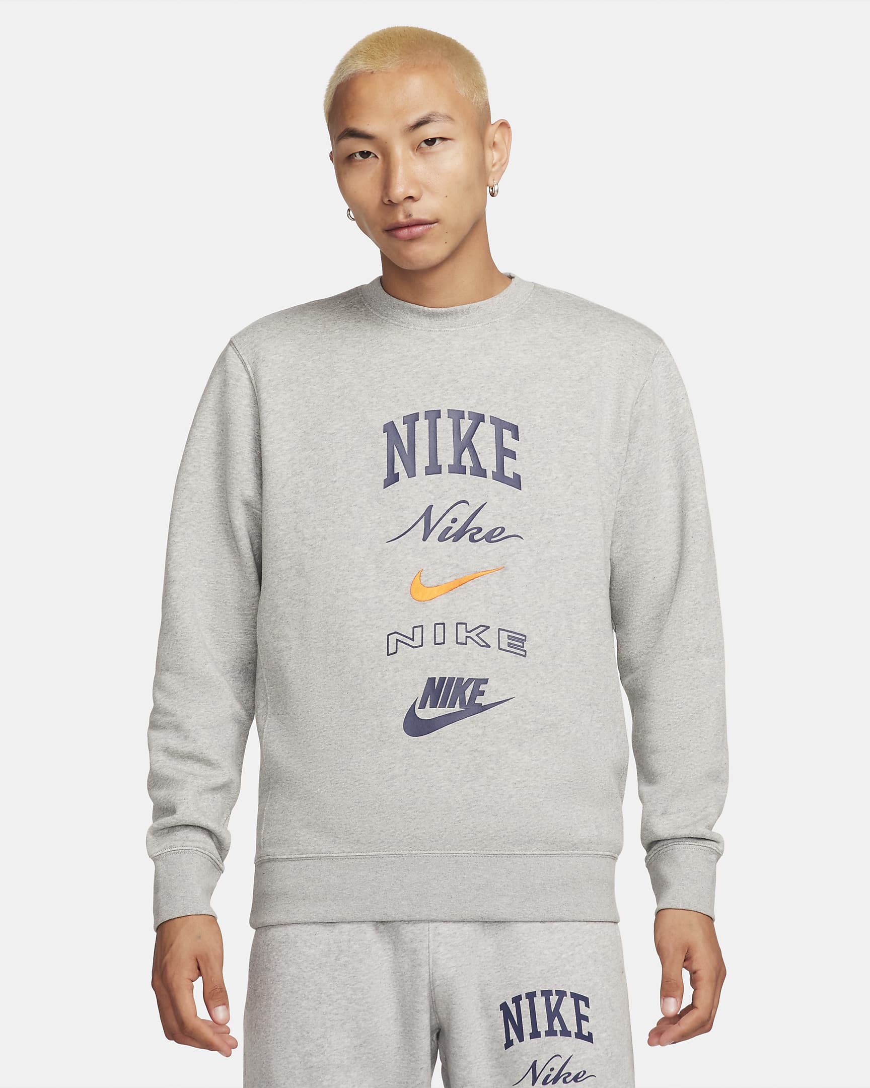 Nike Club Fleece 男子长袖加绒圆领运动衫 - 调色暗灰/安全橙
