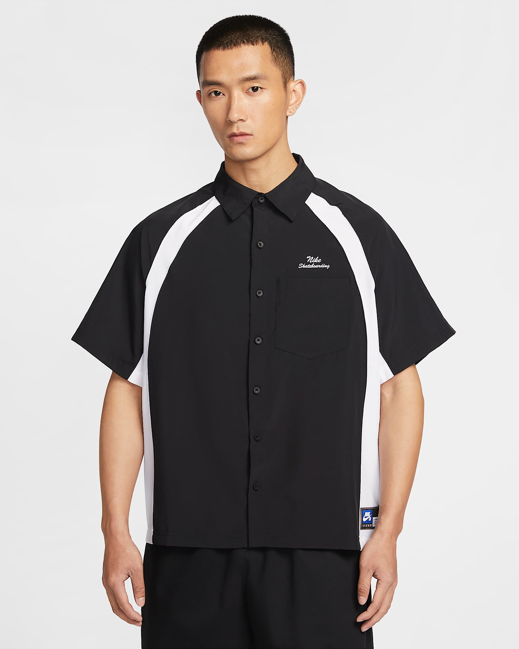 Nike SB Dri-FIT 男子速干梭织短袖保龄球衬衫 - 黑/白色/白色