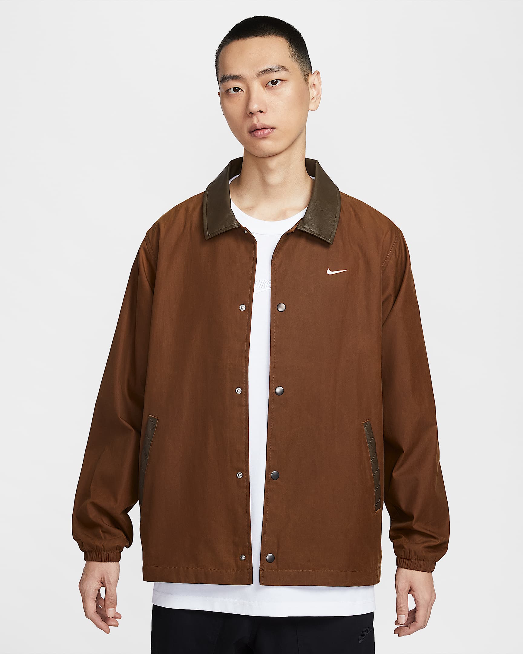 Nike Sportswear 男子教练夹克 - 浅英国褐