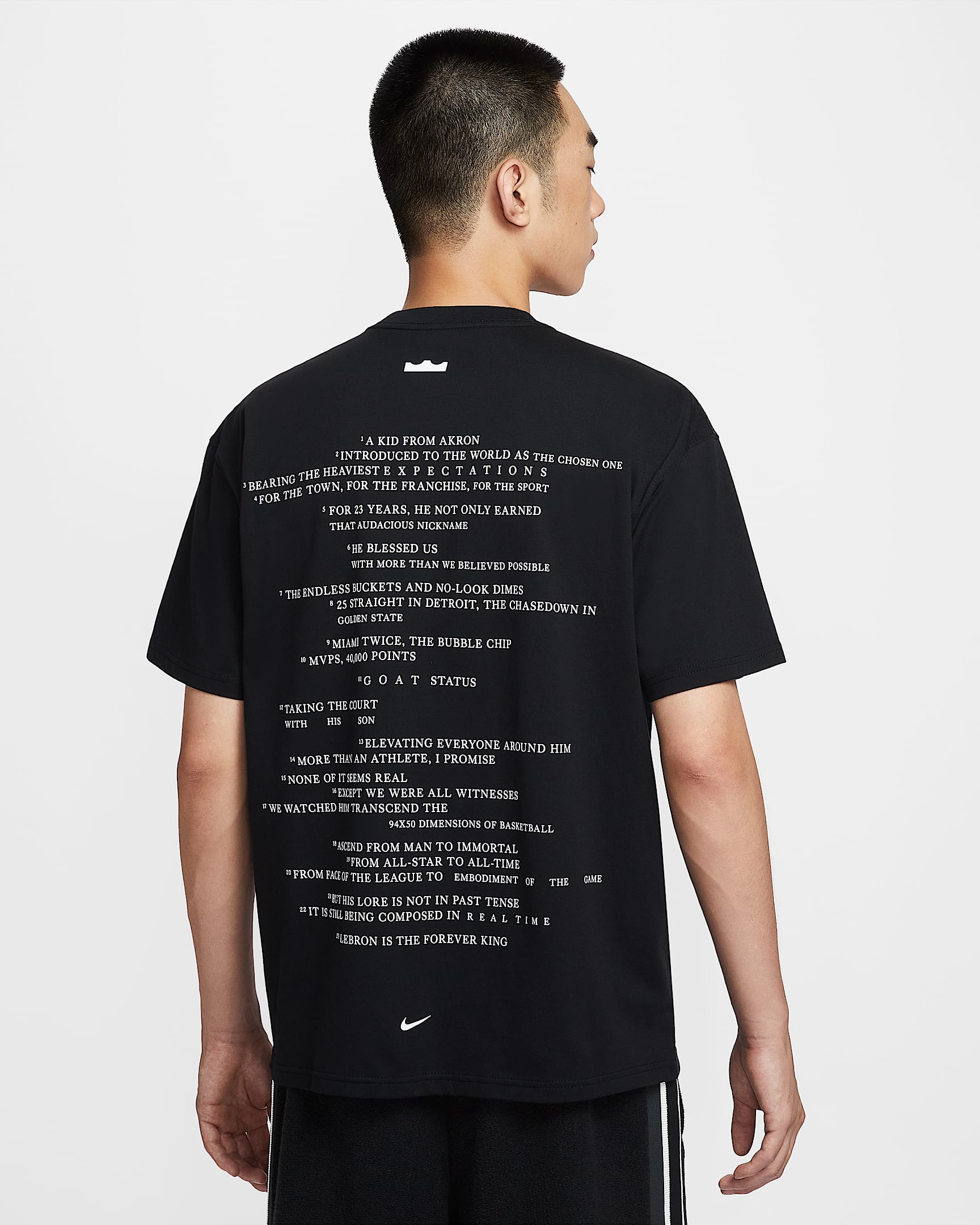 Nike "Forever King" (LeBron James) 詹姆斯中国行男/女T恤 - 黑