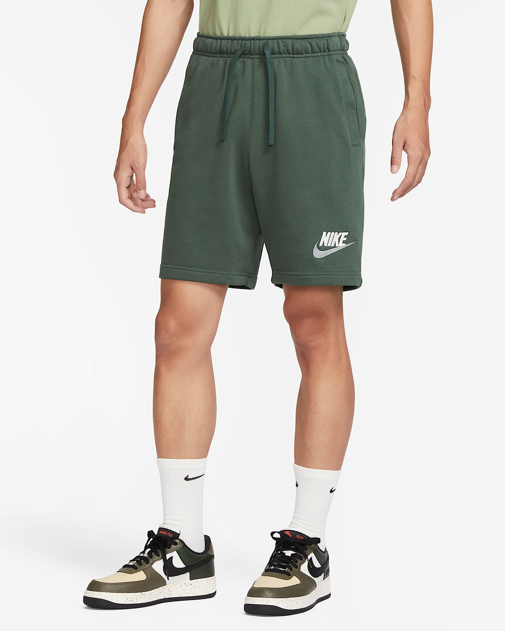 Nike Club 男子法式毛圈短裤 - 冷杉绿/冷杉绿