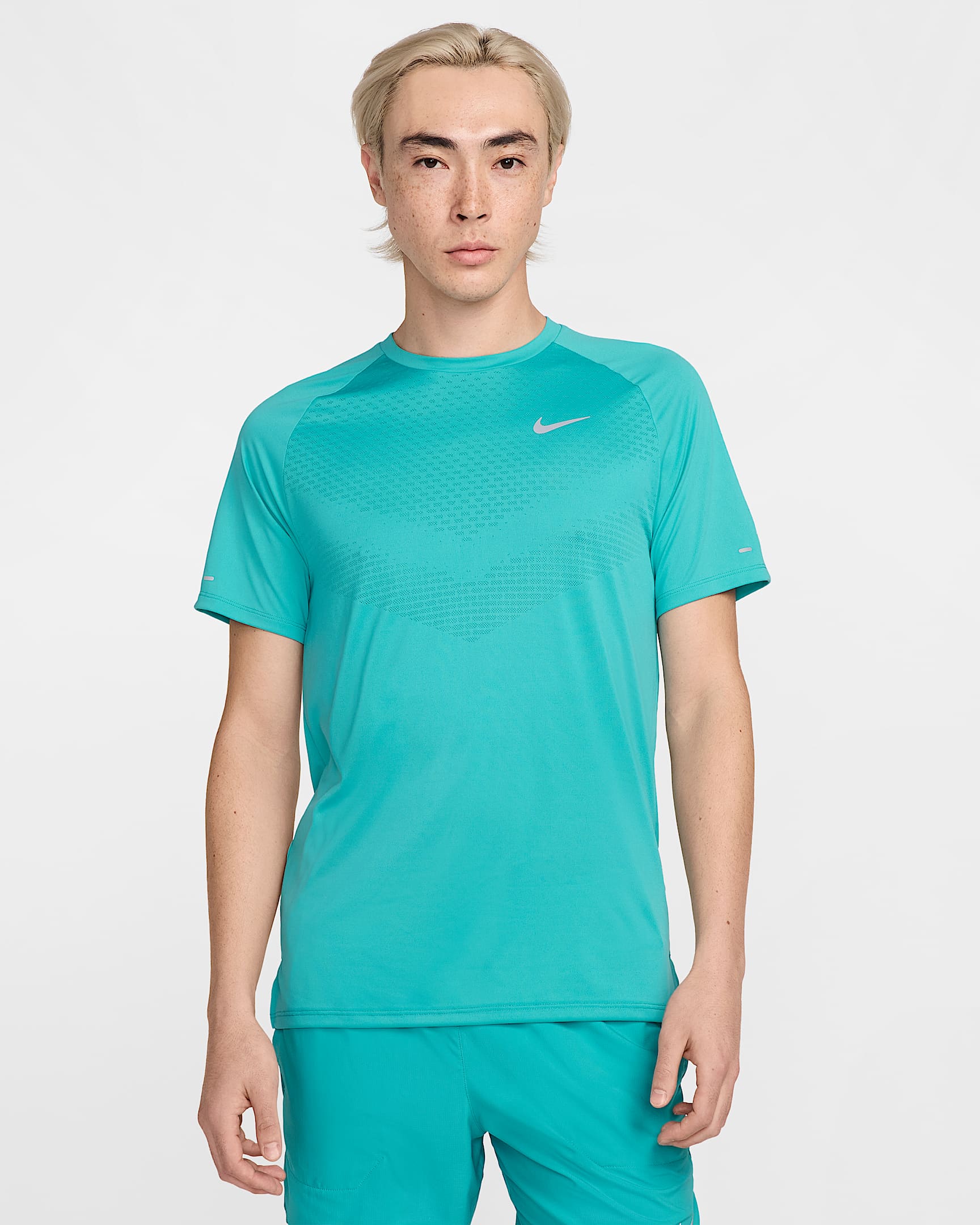 Nike Stride Dri-FIT ADV 男子速干短袖跑步上衣 - 仙人掌绿