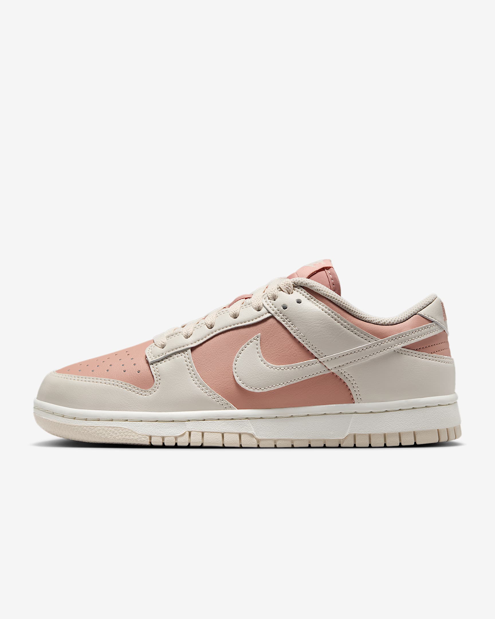 Nike Dunk Low 女子运动鞋 - 微粒粉/浅土褐/帆白/浅土褐