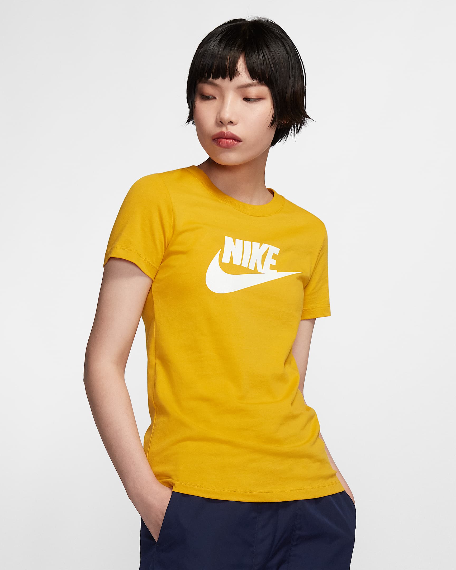 Nike Sportswear Essential 女子休闲舒适纯棉T恤 - 暗硫色/单车黄