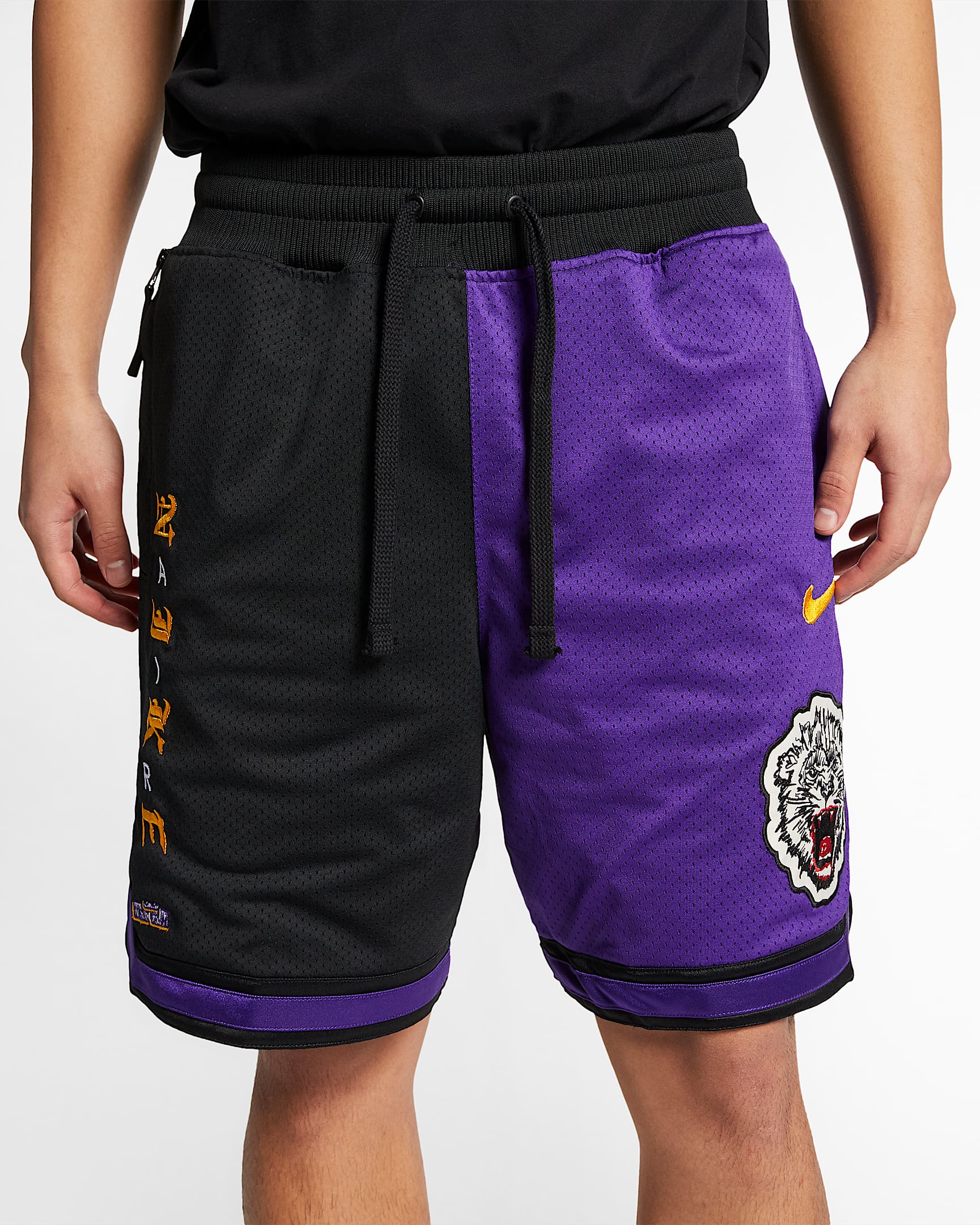 LeBron Nike Dri-FIT DNA x Atmos 男子篮球短裤 - 黑/庭紫/黑