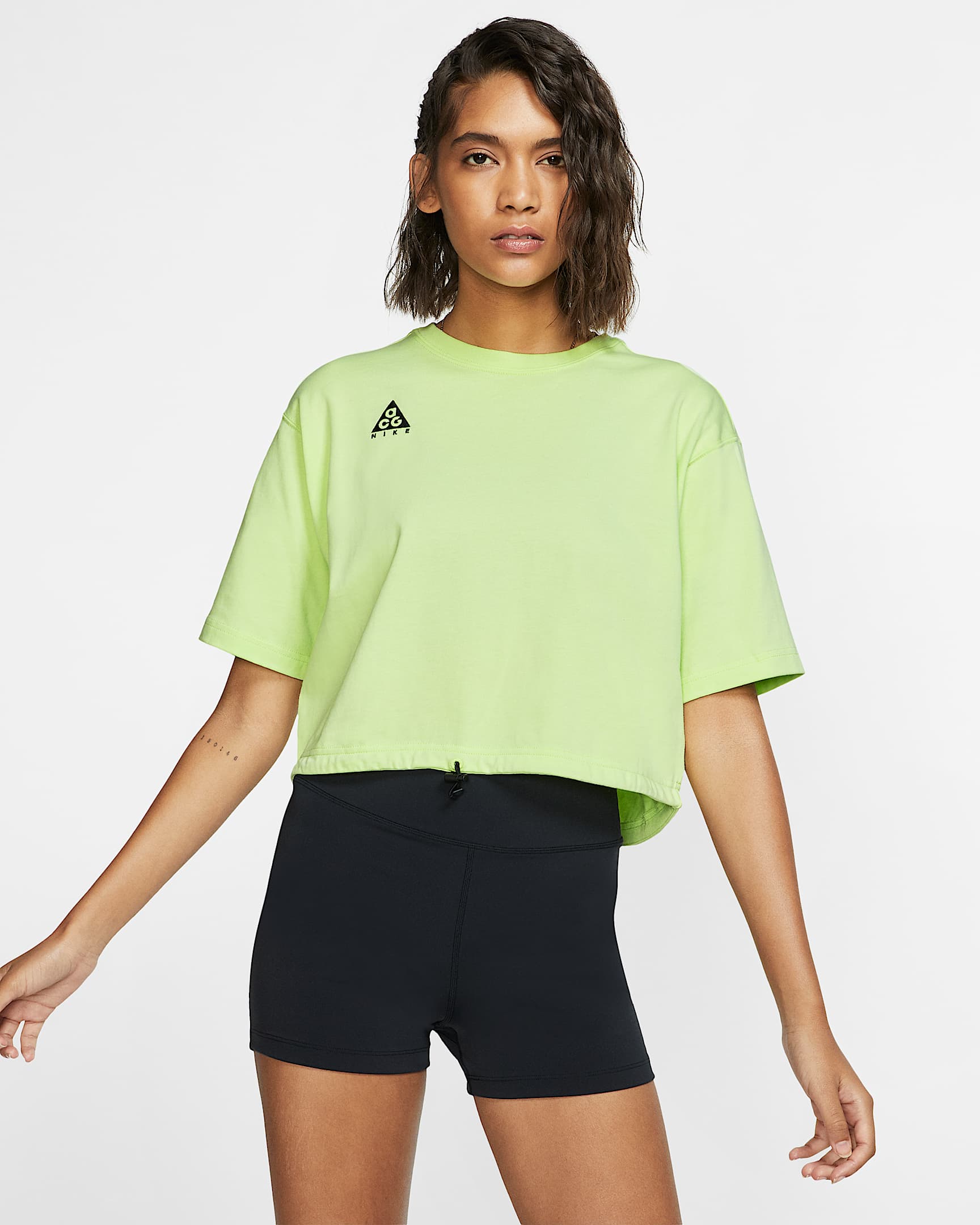 Nike ACG 女子短袖上衣 - 微黄绿