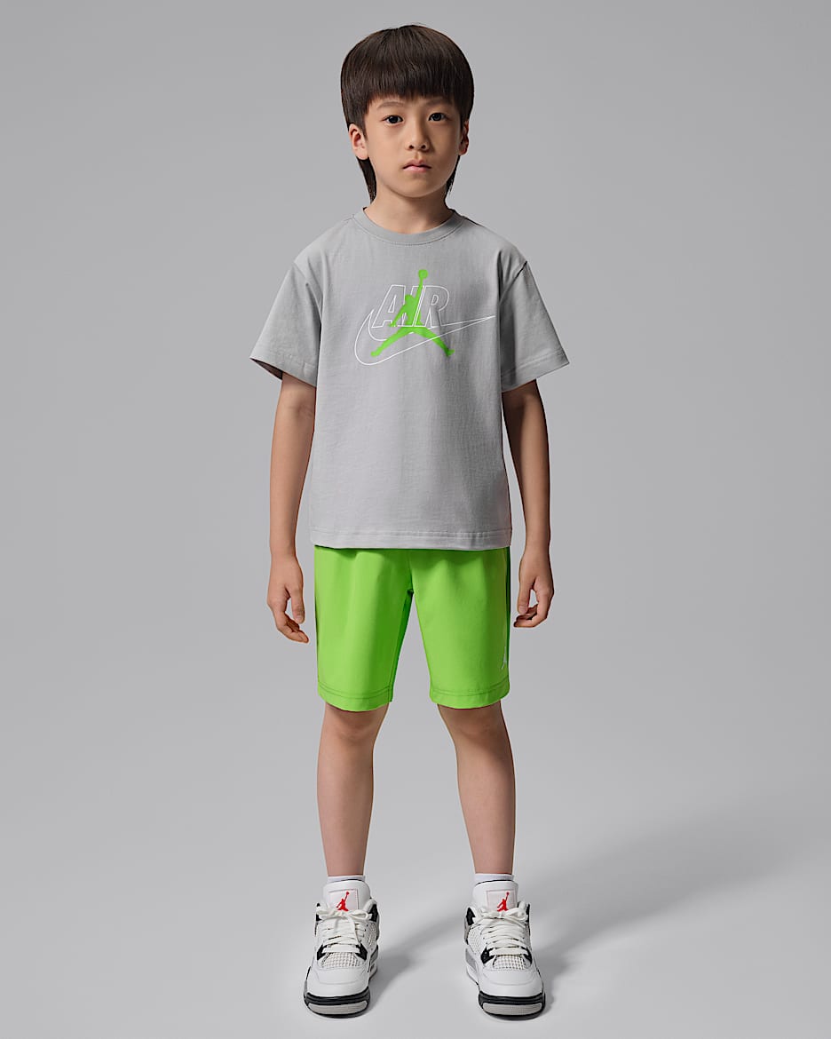 Jordan Jumpman Air 幼童短袖T恤和短裤套装 - 行动绿