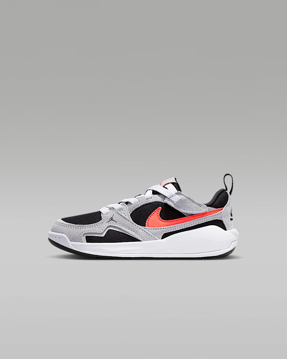Jordan CMFT Era Jordan 舒释鞋幼童运动鞋 - 黑/狼灰/白色/红外线红 23