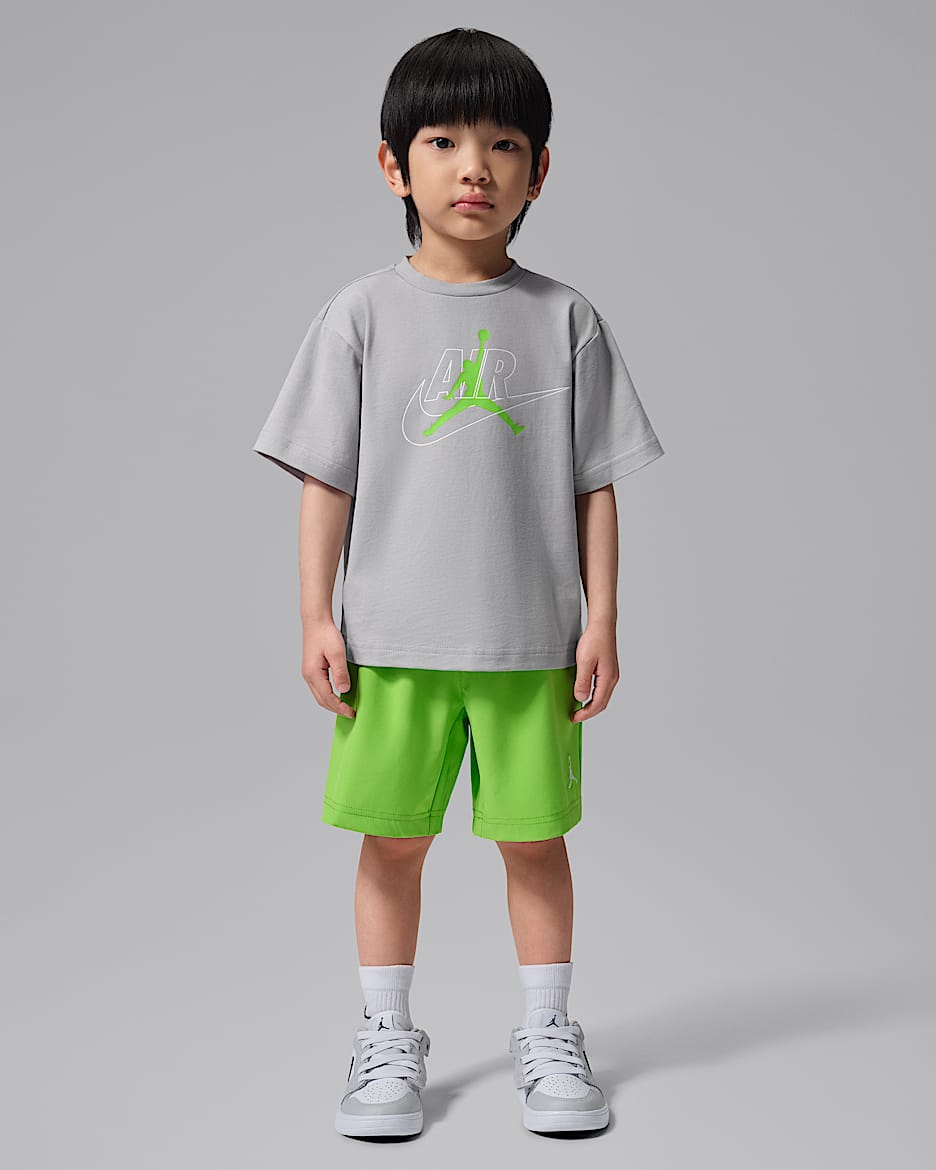 Jordan Jumpman Air 婴童短袖T恤和短裤套装 - 行动绿