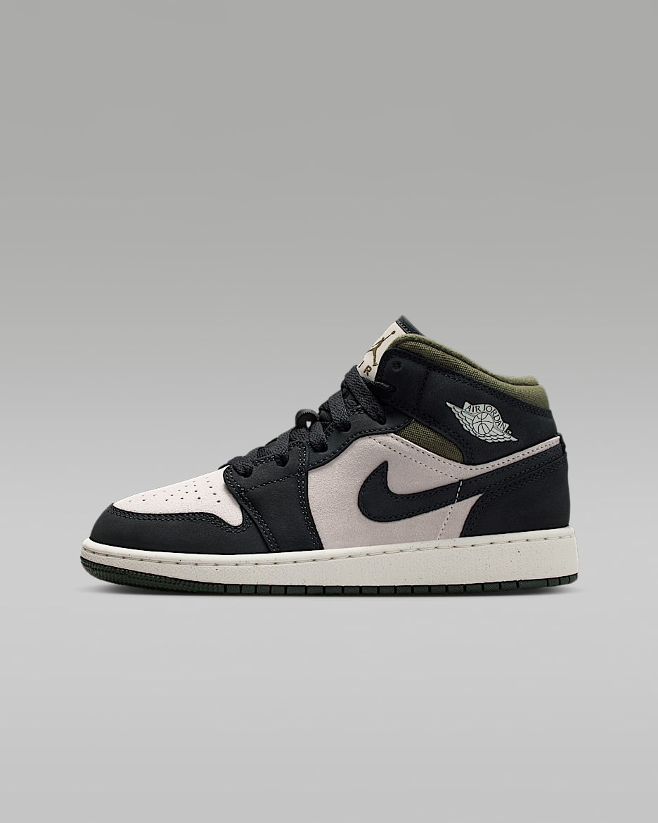 Air Jordan 1 Mid 大童运动鞋 - 浅土褐/中橄榄绿/帆白/灰黑
