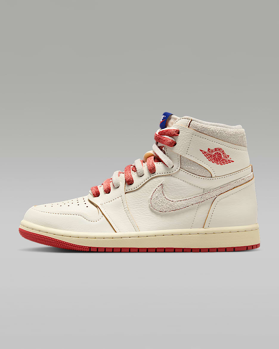Air Jordan 1 High OG "Rare Air" 女子运动鞋 - 帆白/浅骨色/朱红