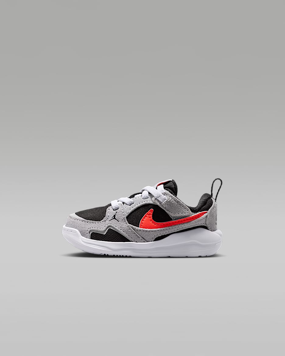 Jordan CMFT Era Jordan 舒释鞋婴童运动鞋 - 黑/狼灰/白色/红外线红 23