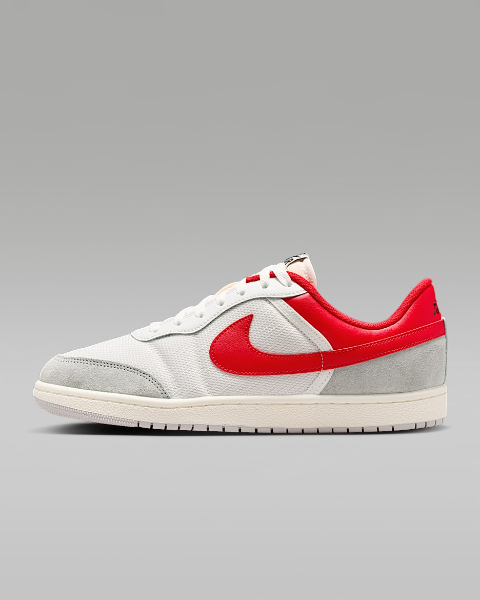 Air Jordan Skyline Low 男子运动鞋 - 山峰白/大学红/浅烟灰/黑