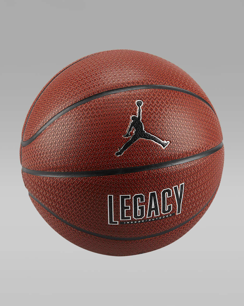 Jordan Legacy 2.0 8P 篮球 - 琥珀庭黄/黑/金属银/黑