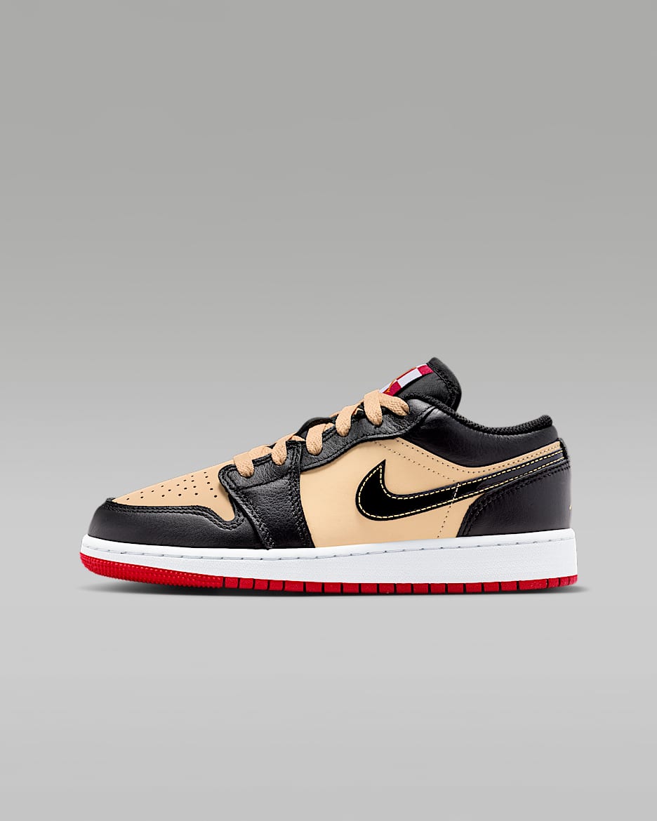 Air Jordan 1 Low SE 大童运动鞋 - 芝麻棕/火焰红/白色/黑