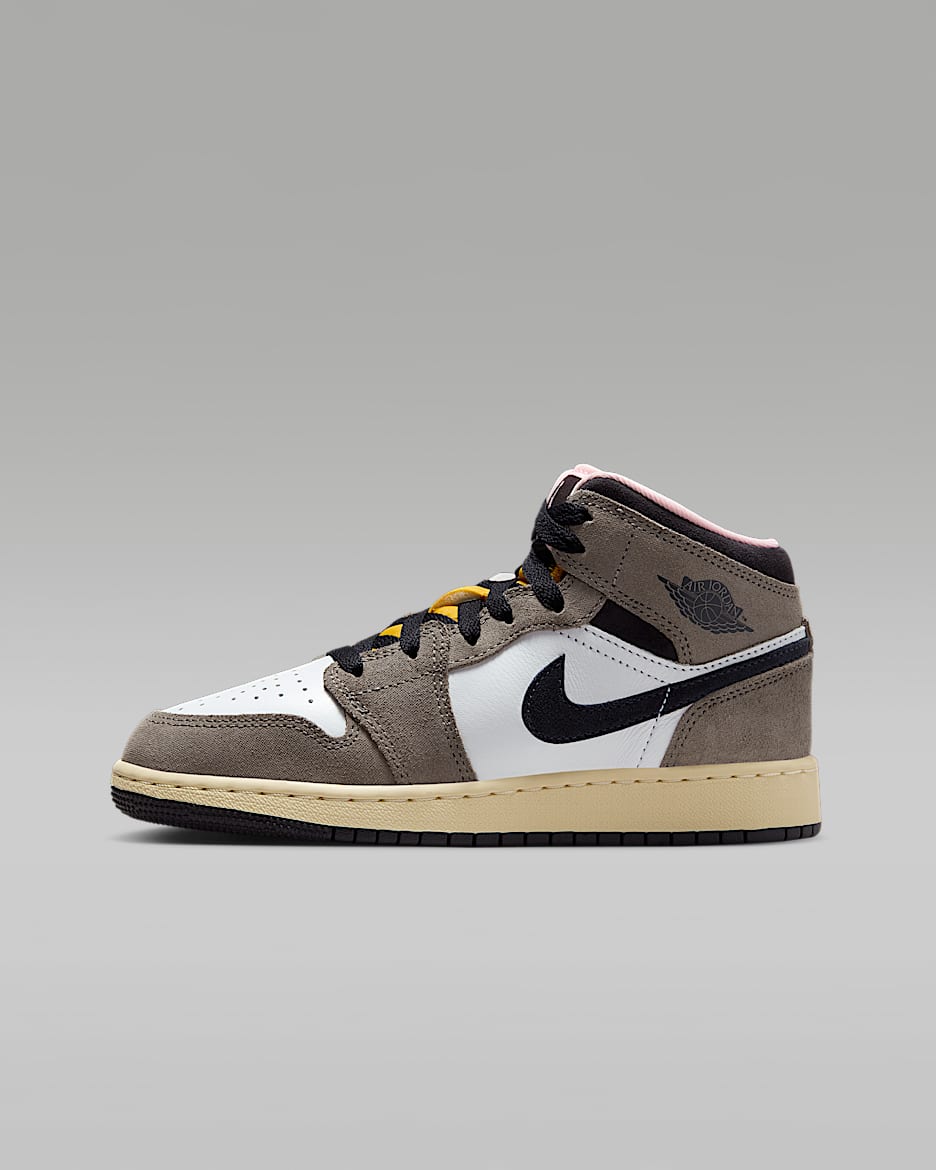 Air Jordan 1 Mid SE 大童运动鞋 - 白色/洞穴石色/暗硫色/油灰