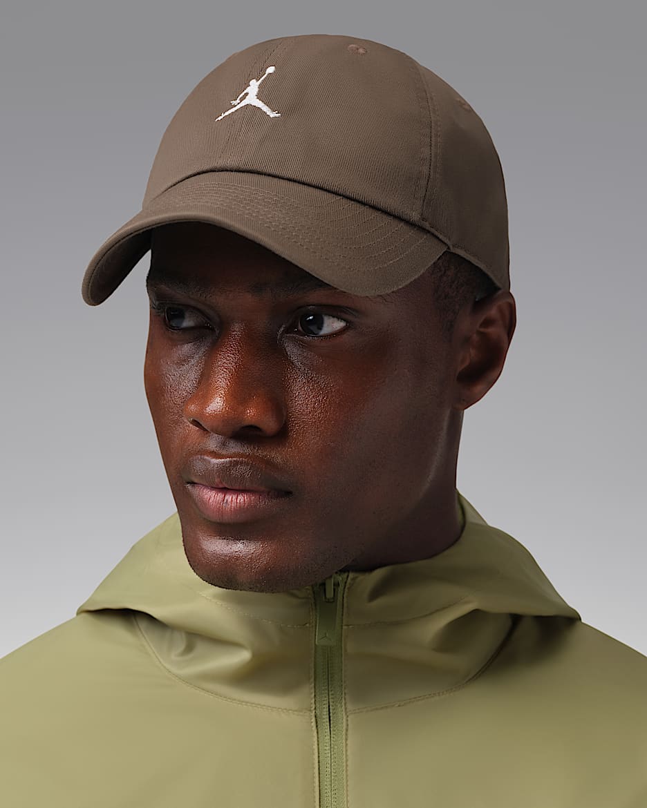 Jordan Club 软顶弧形帽檐运动帽 - 淡褐色/帆白