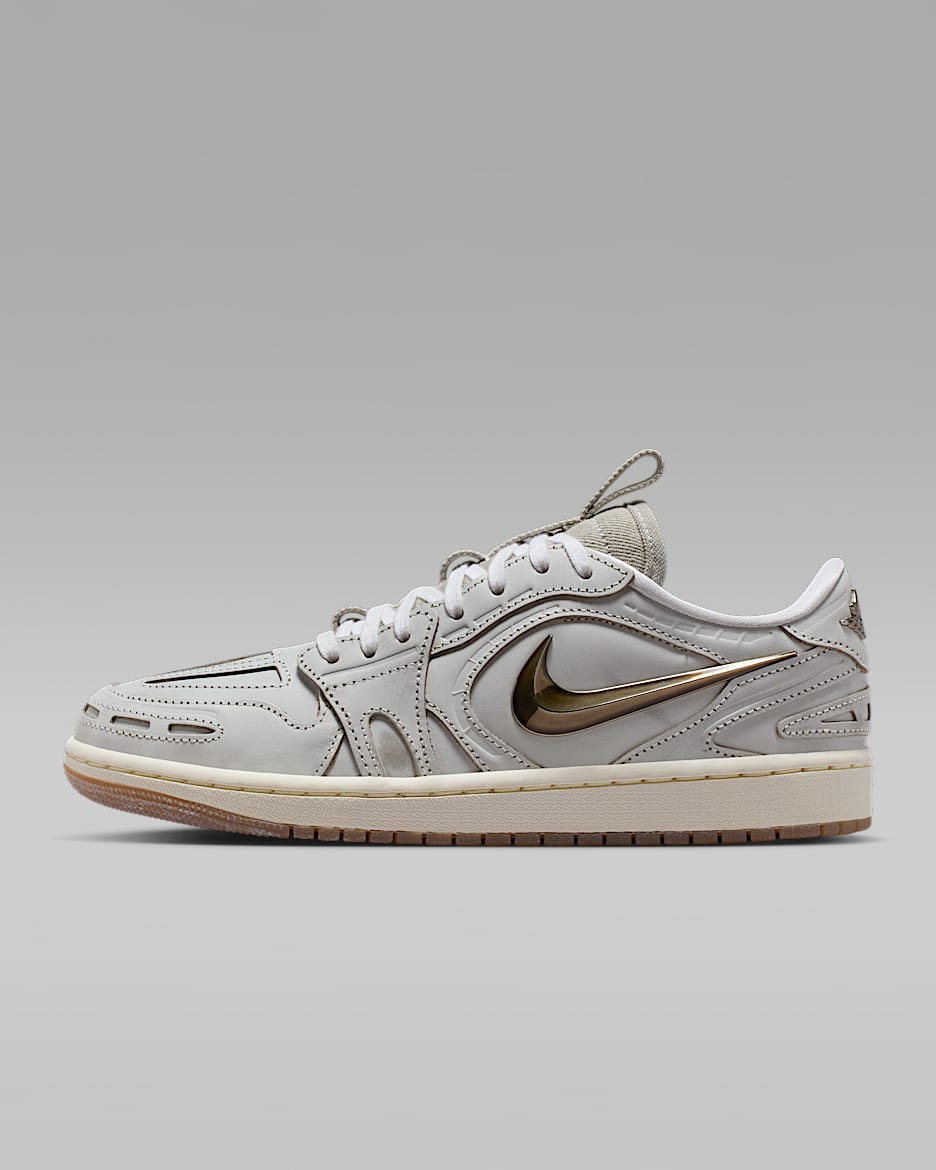 Air Jordan 1 Low Method of Make 女子运动鞋 - 山峰白/白色/橡皮中褐/亮橙色