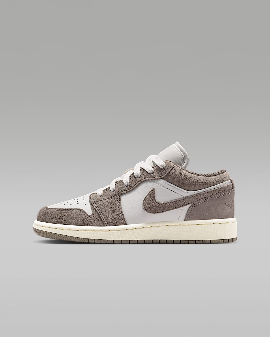 Air Jordan 1 Low 大童运动鞋 - 橄榄灰/山峰白/淡象牙白/谜团石灰
